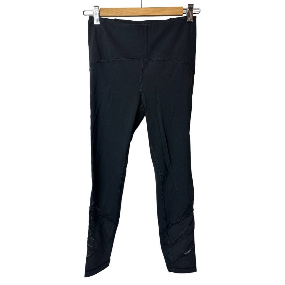 Lululemon leggings size 6 leggings black high Waisted 25