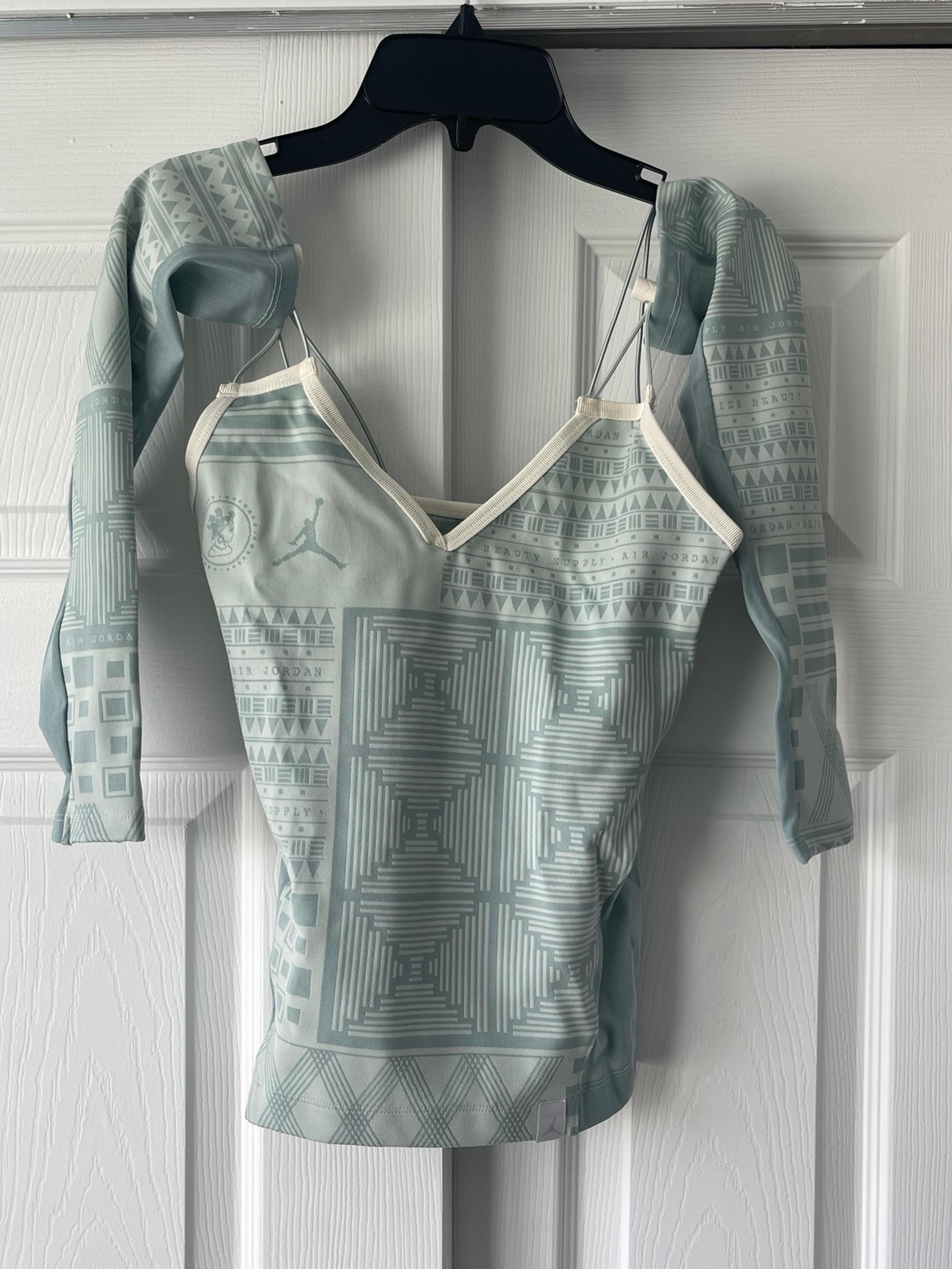 Jordan Brand x Bephies Beauty Supply Women’s Tank Top Dusty Sage