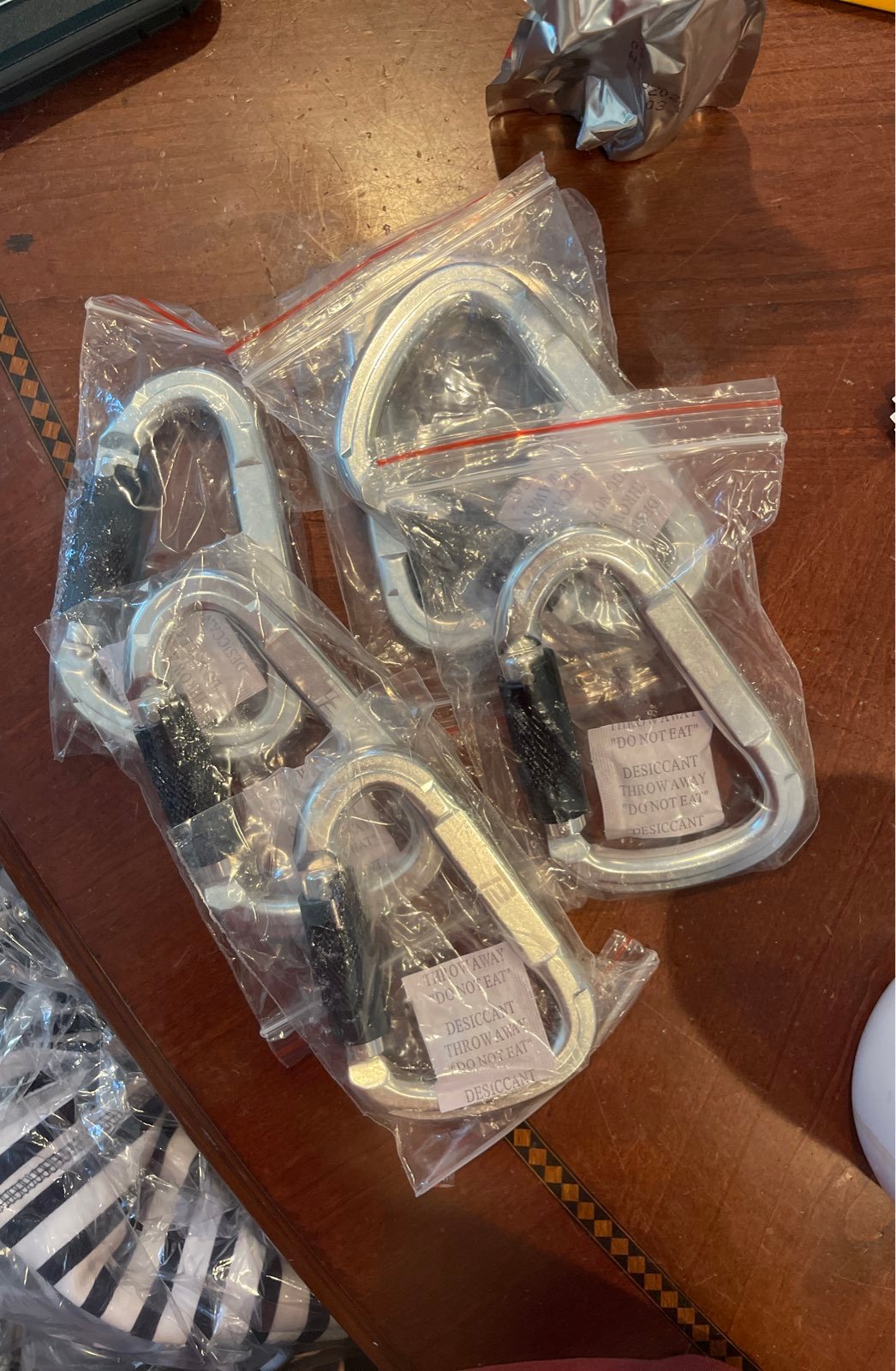 heavy duty caribiner clips X 6