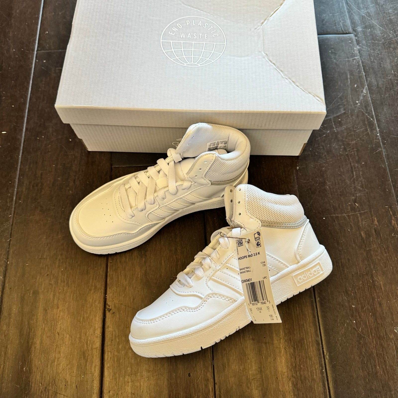 Adidas Hoops Mid 3.0 Badketball High Top Sneakers