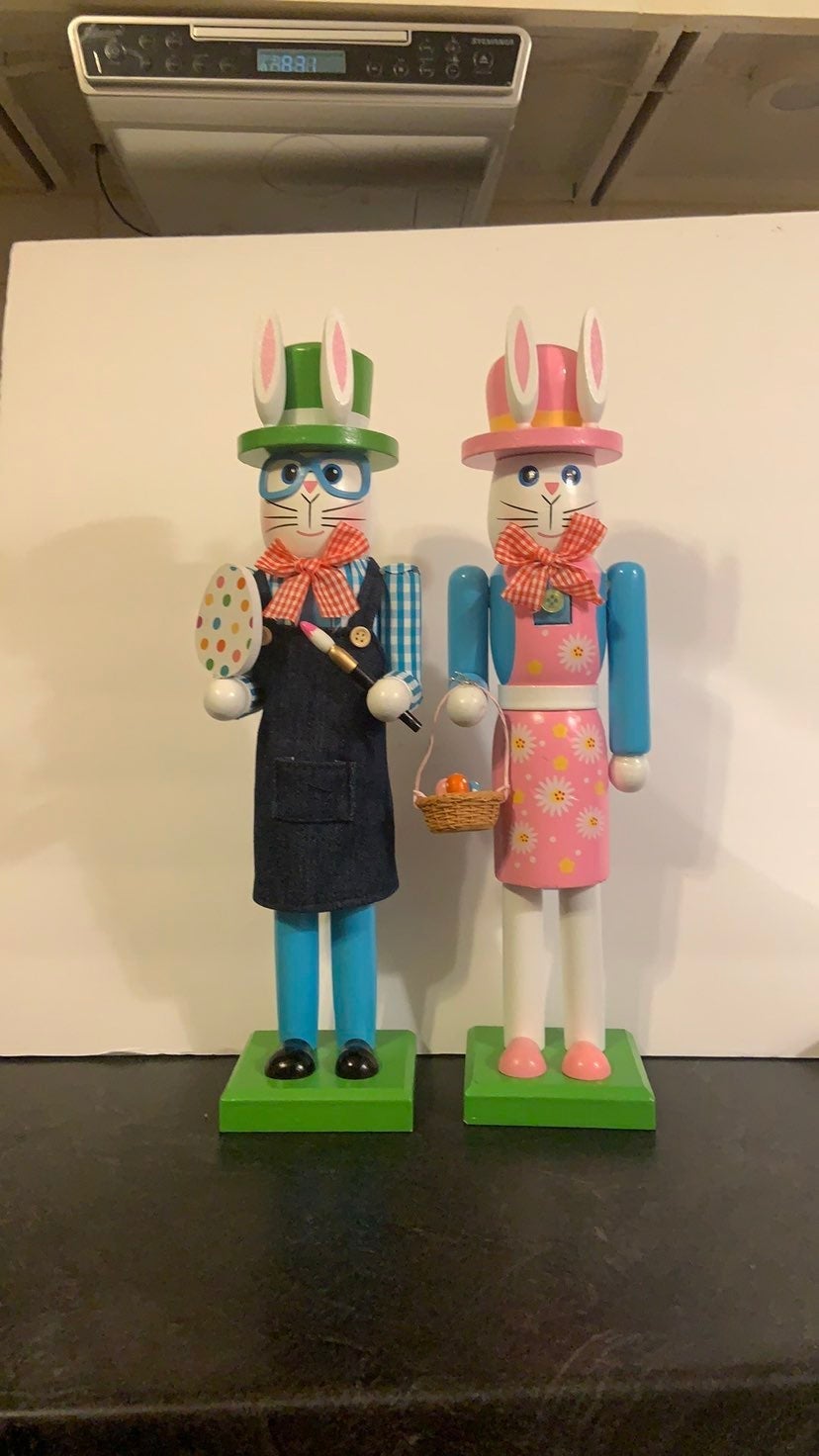 Pair of bunny nutcrackers