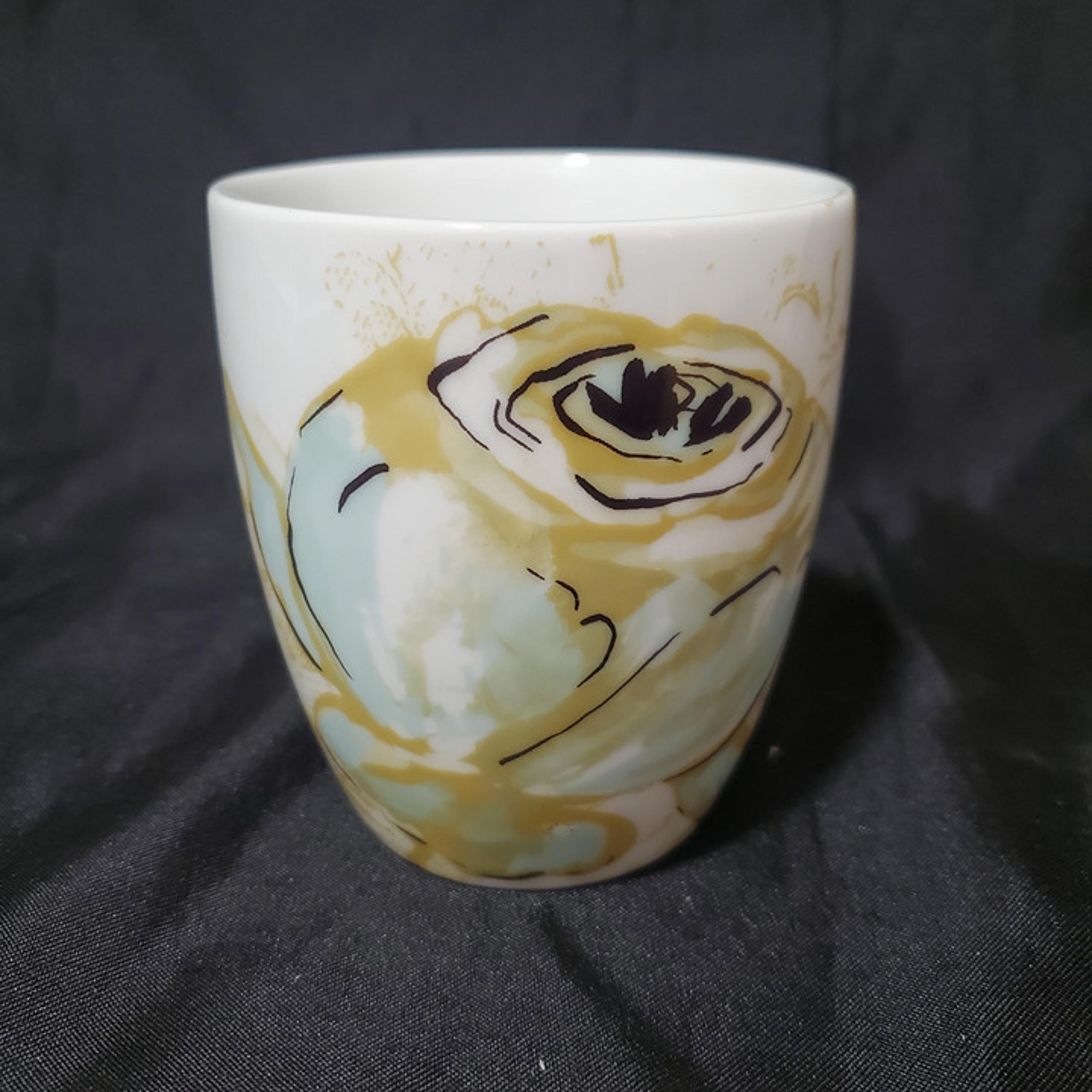 Hallmark Patina Vie White Green Rose Pattern 12 oz. Stoneware Coffee Mug Cup