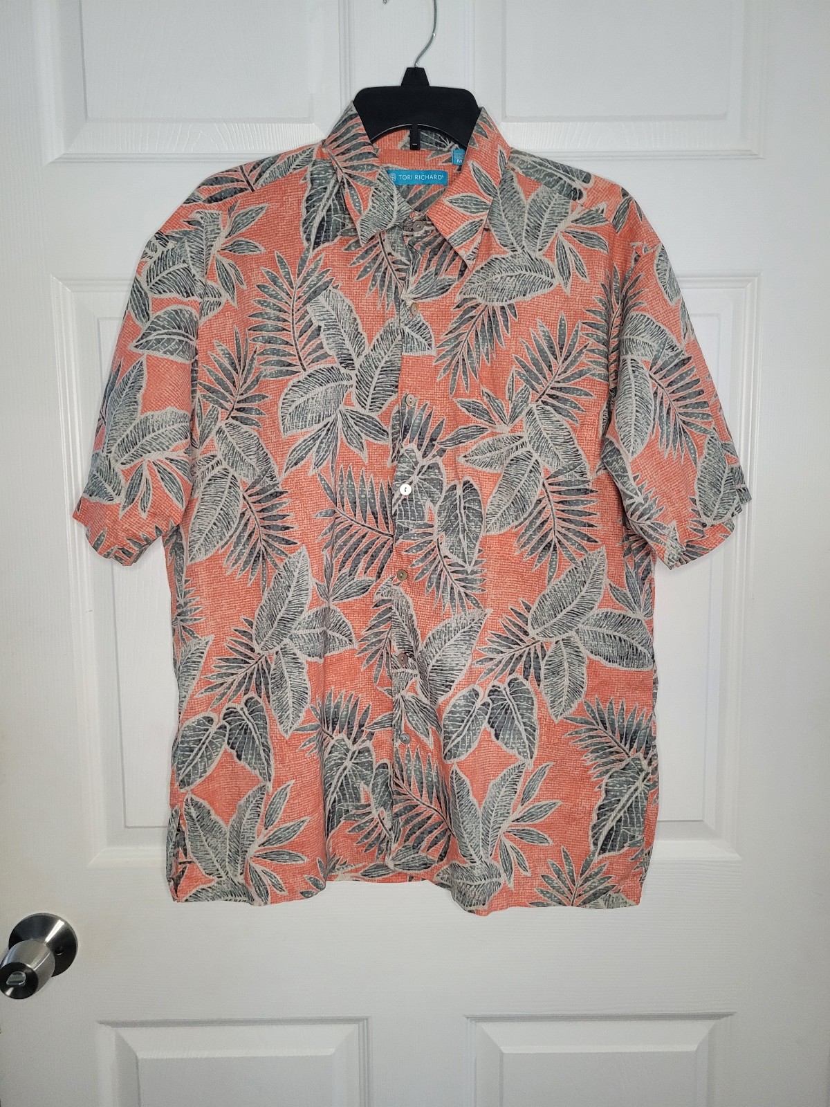Men Size M Tori Richard Hawaiian Tropical Casual Button Down Shirt Peach Gray