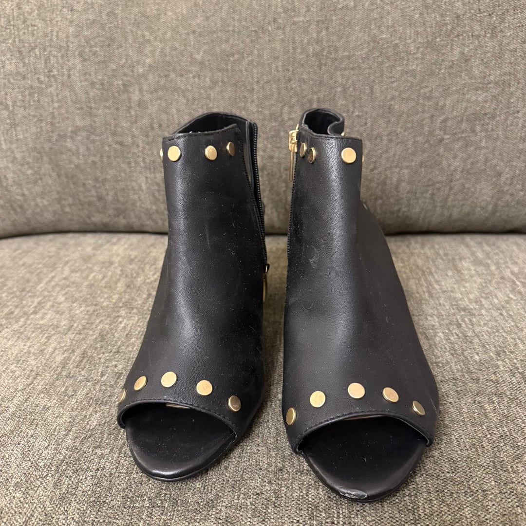 Vince Camuto Edia Studded Peep Toe Cone Heel Slingback Booties Black Size 10 Wi