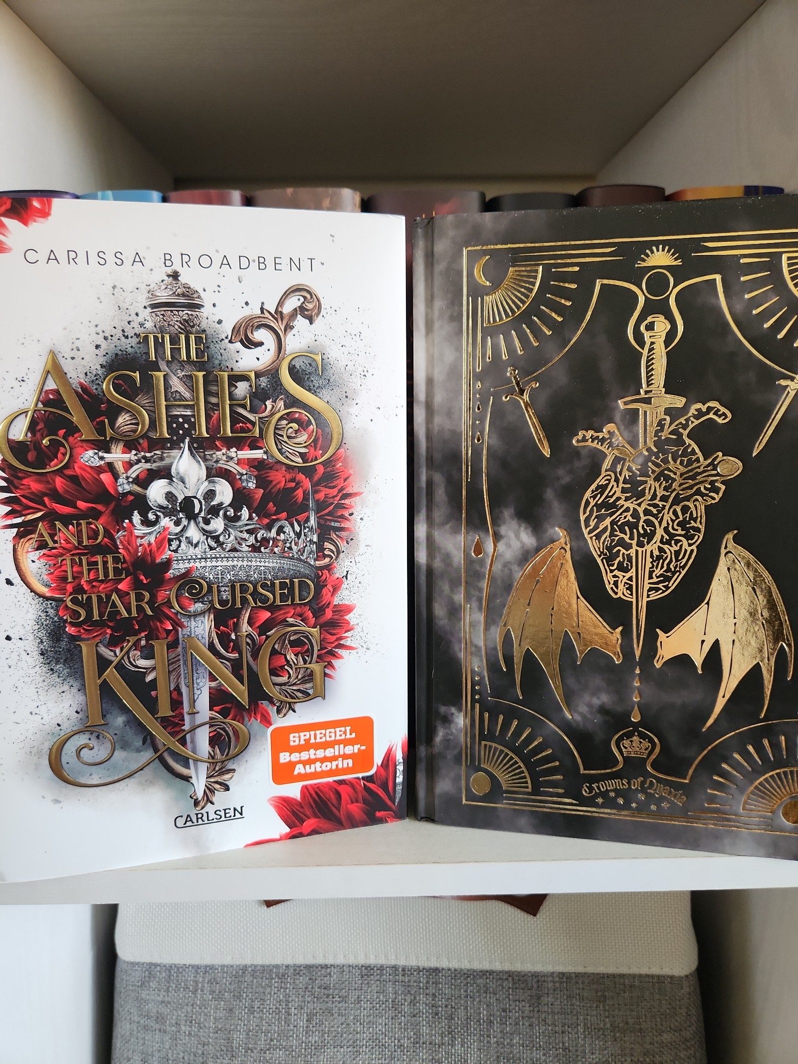 German 1st Edition The Ashes and the Star Cursed King