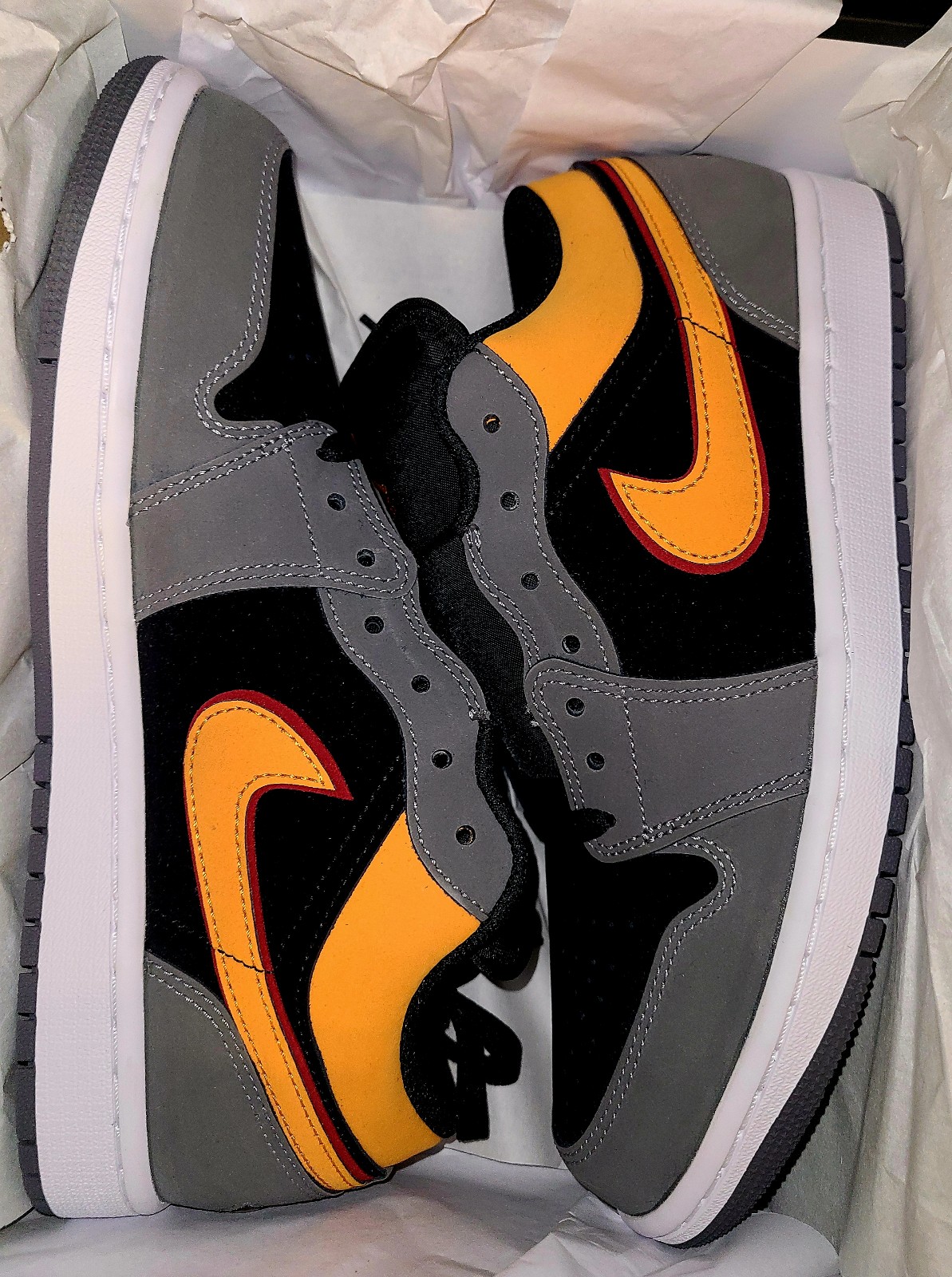 Air Jordan 1 Low SE