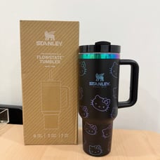 Stanley Quencher H2.0 FlowState Tumbler Cup water bottle 40oz hello kitty black