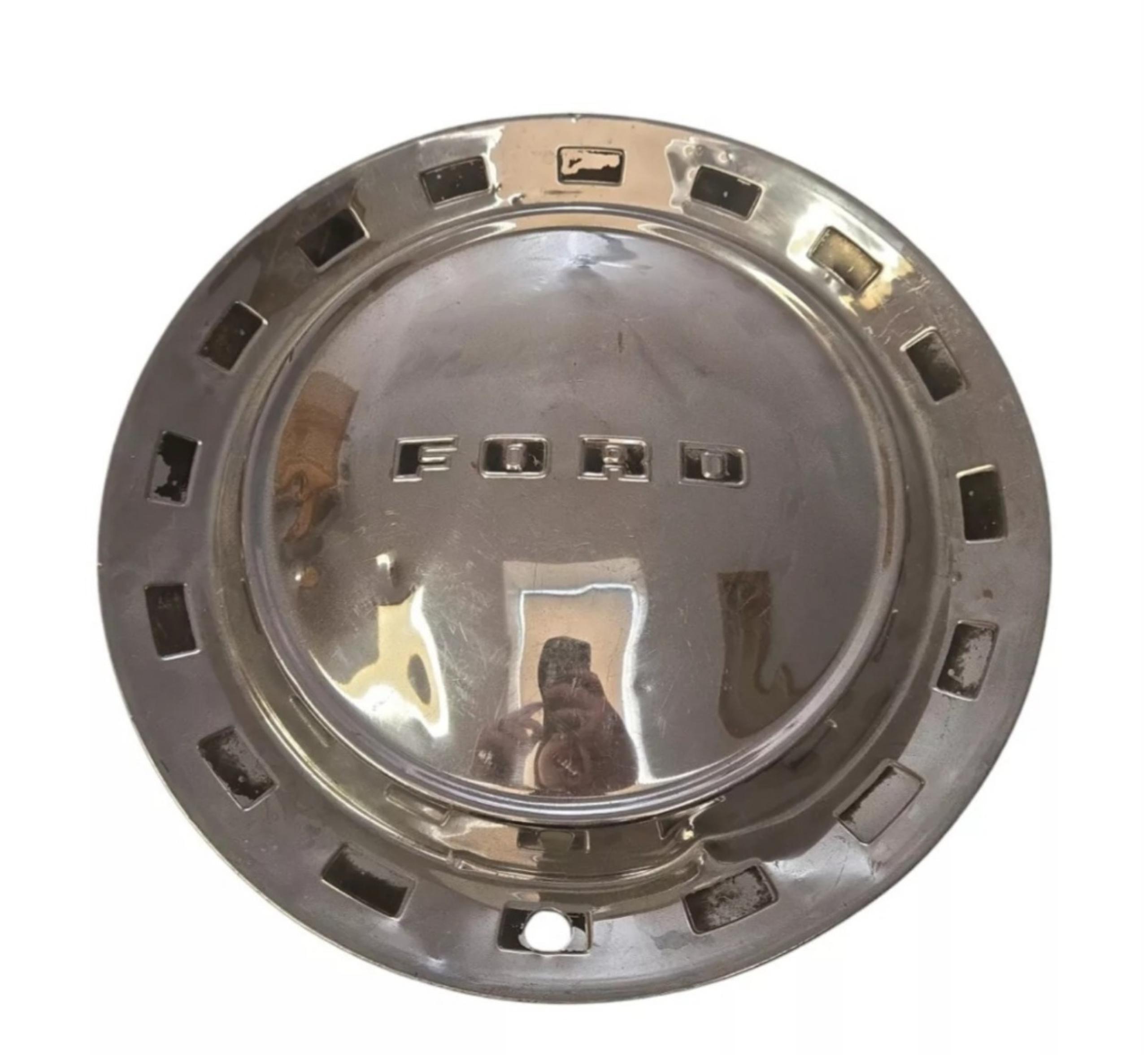 Wheel Cover Vintage 1952 Ford Crestline Victoria 15" Hubcap