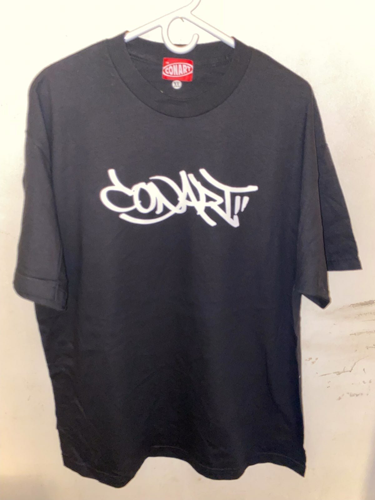 Conart tag Tshirt new size: XL
