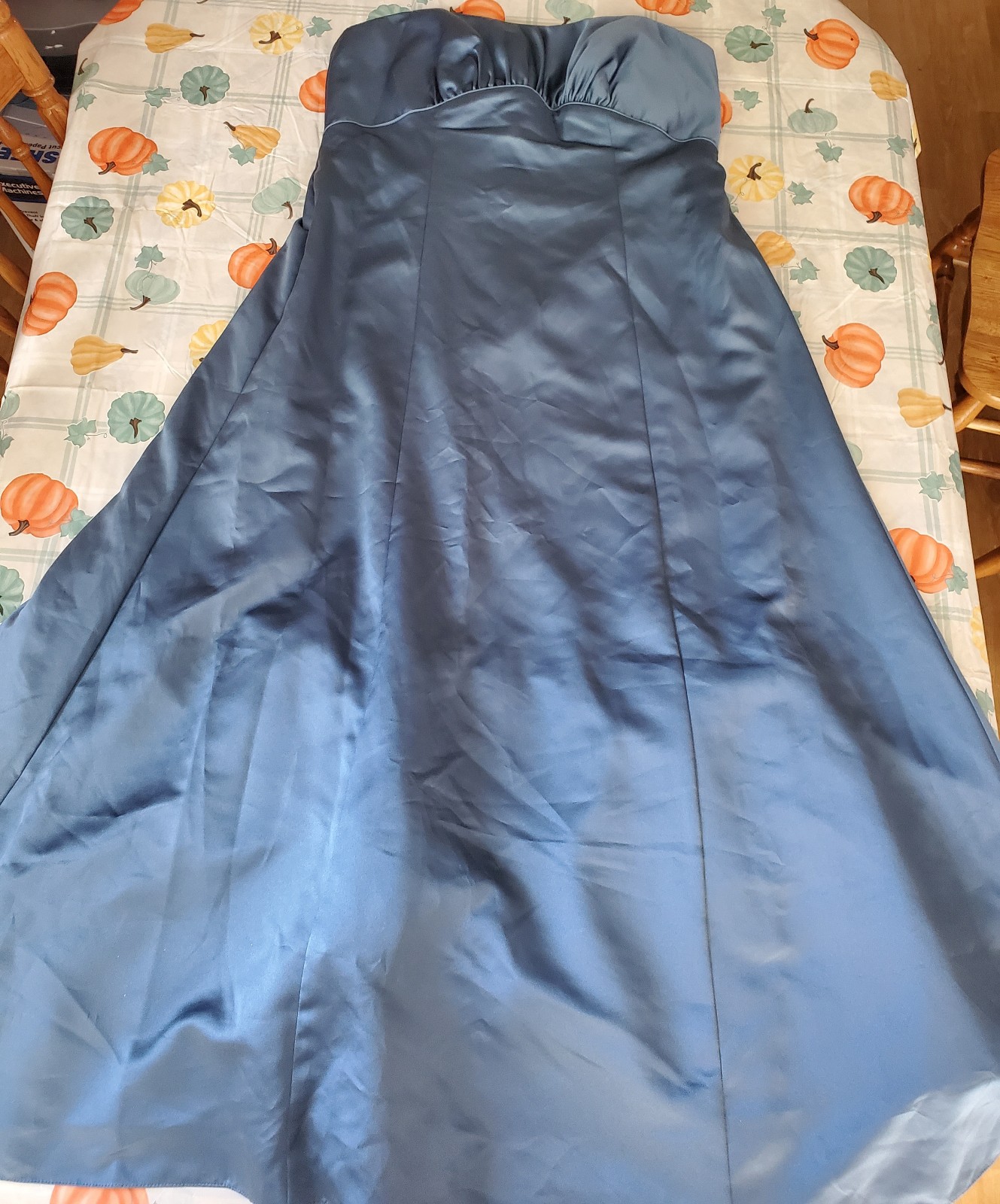 New formal dress (size 18)