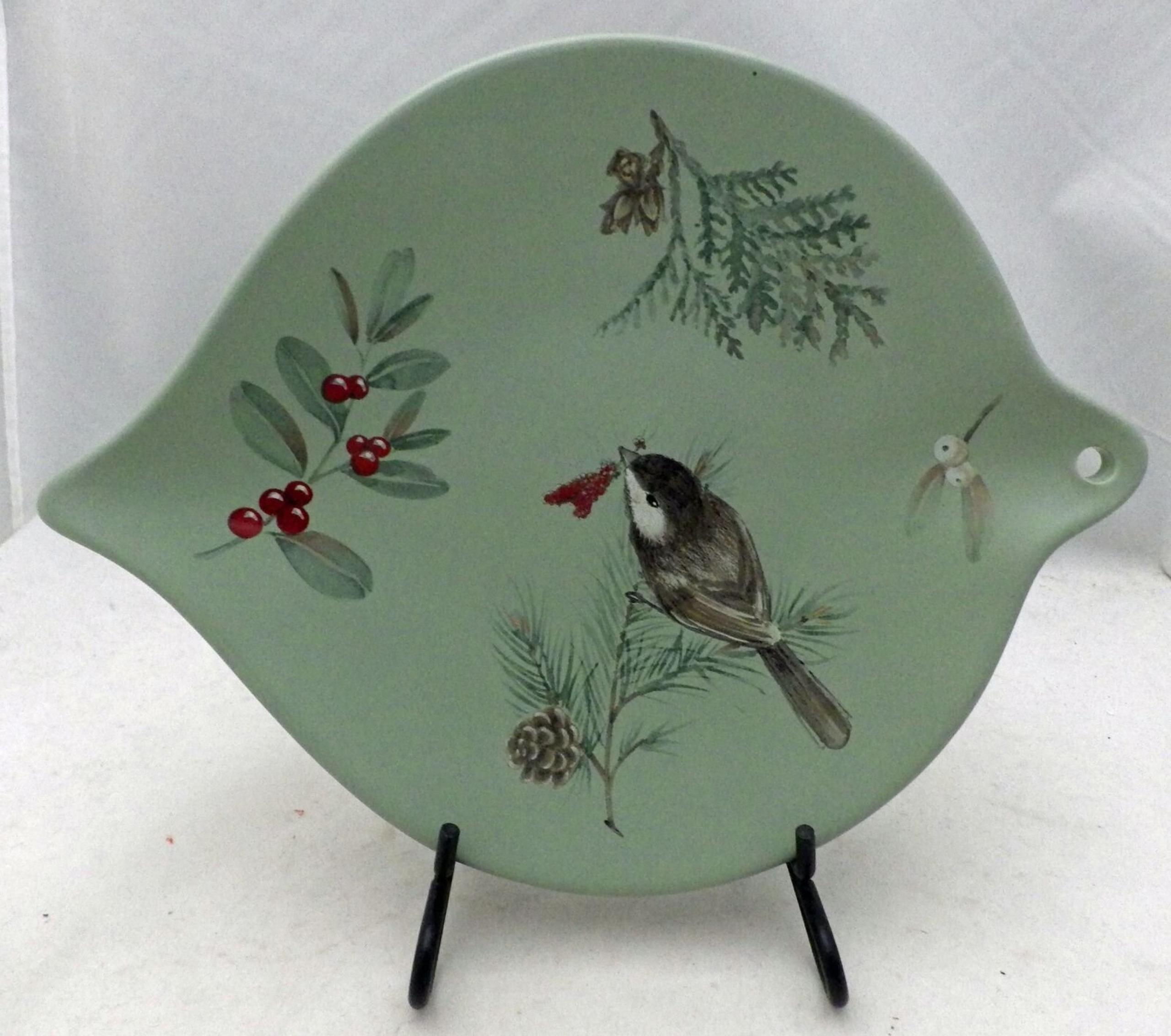 Pfaltzgraff Winterwood pattern - Ornament shaped Cookie/Snack plate - USA - EUC