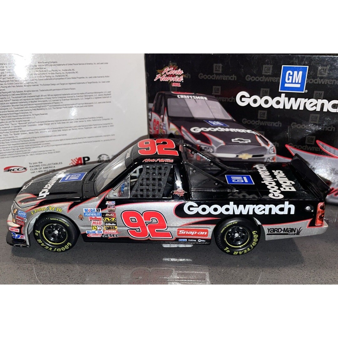 KEVIN HARVICK #92 GM GOODWRENCH 2005 CHEVY SUPER TRUCK 1/24 ACTION DIECAST