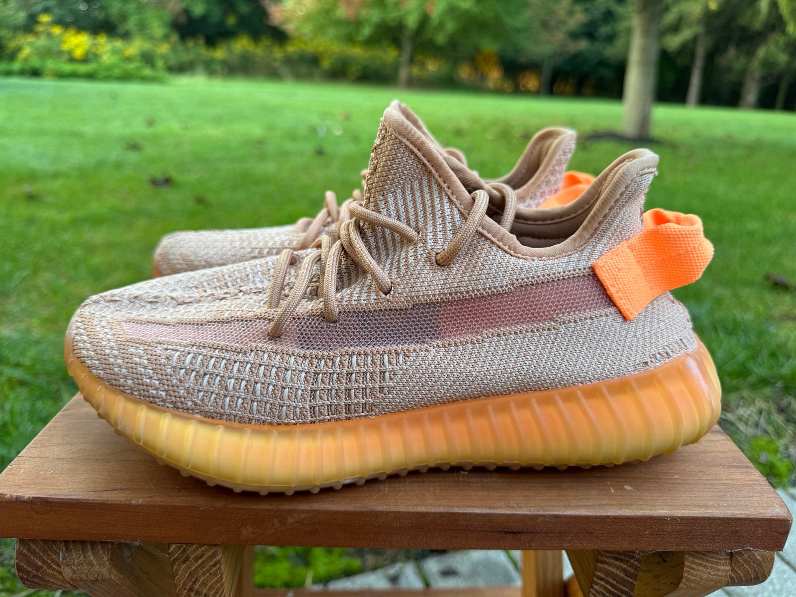 Yeezy Adidas Boost 350 V2 in Clay