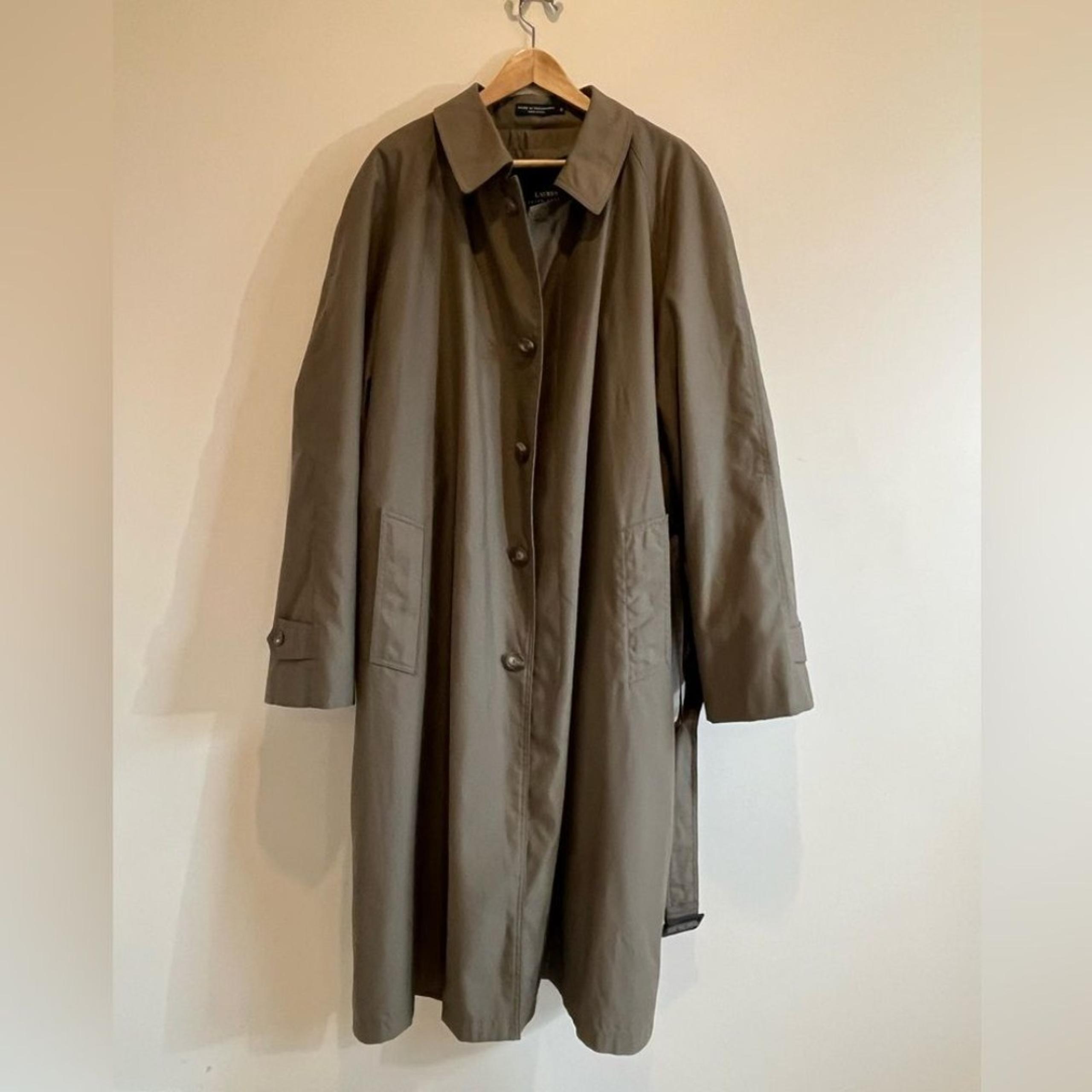 Lauren Ralph Lauren men's Brown Trench Coat Belted Size 46L Removable Lining