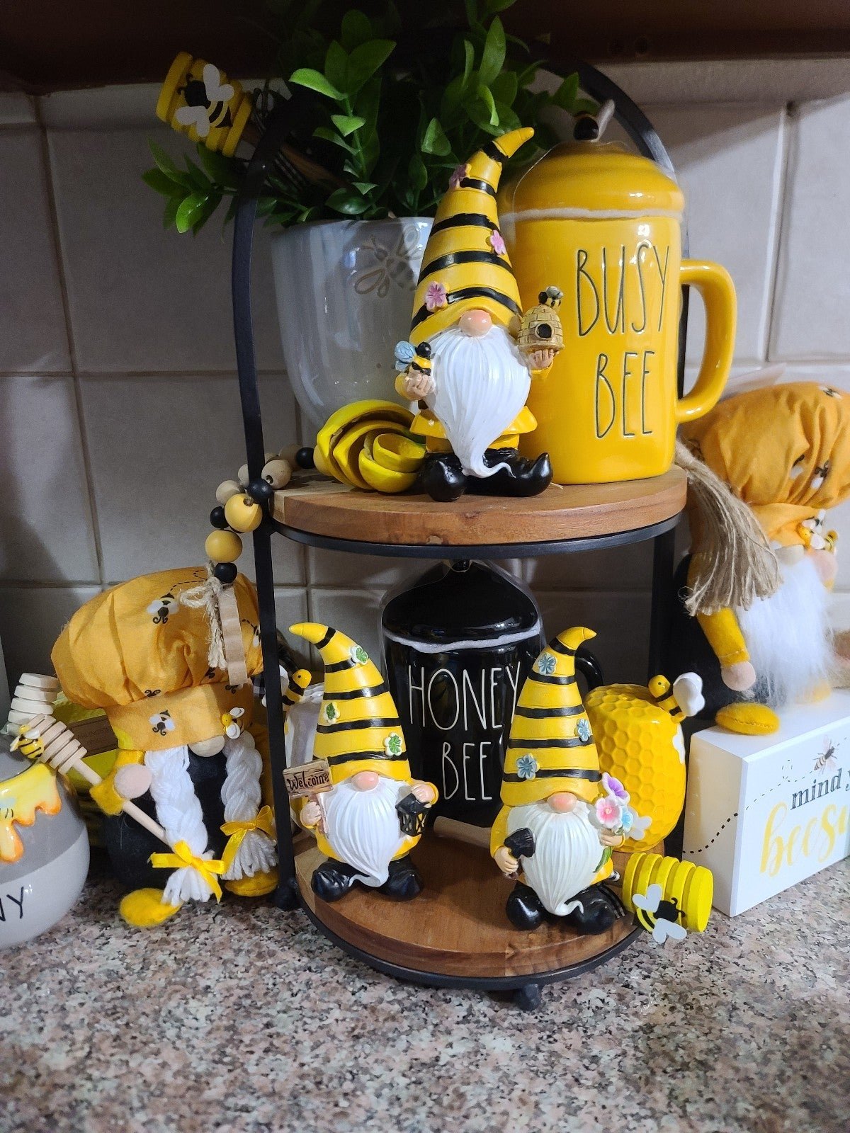 3pcs Gnome Bee Decor bundle