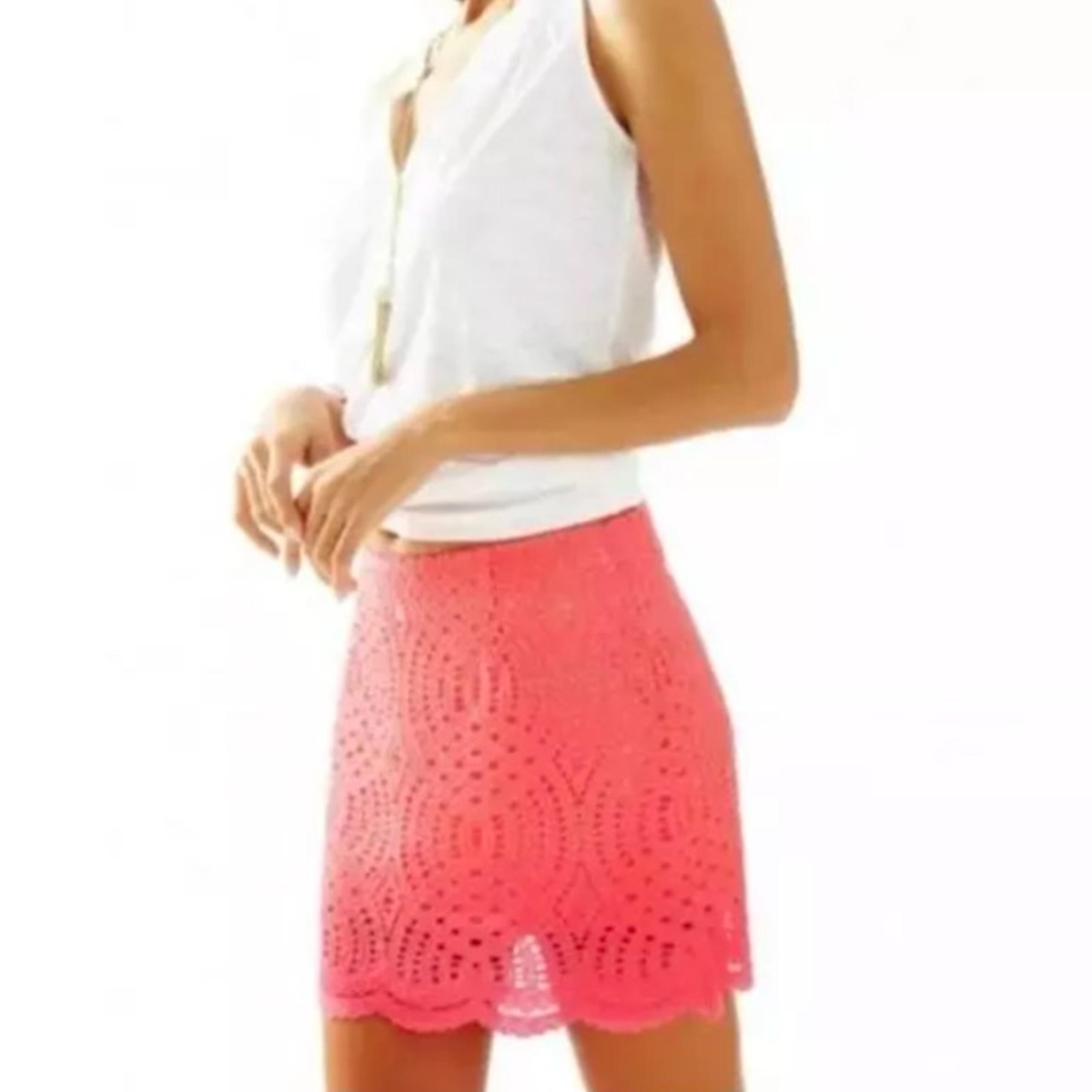 Lilly Pulitzer Women's Coral Alice Skort Eyelet Stretch Mini Skirt Size 0 EUC