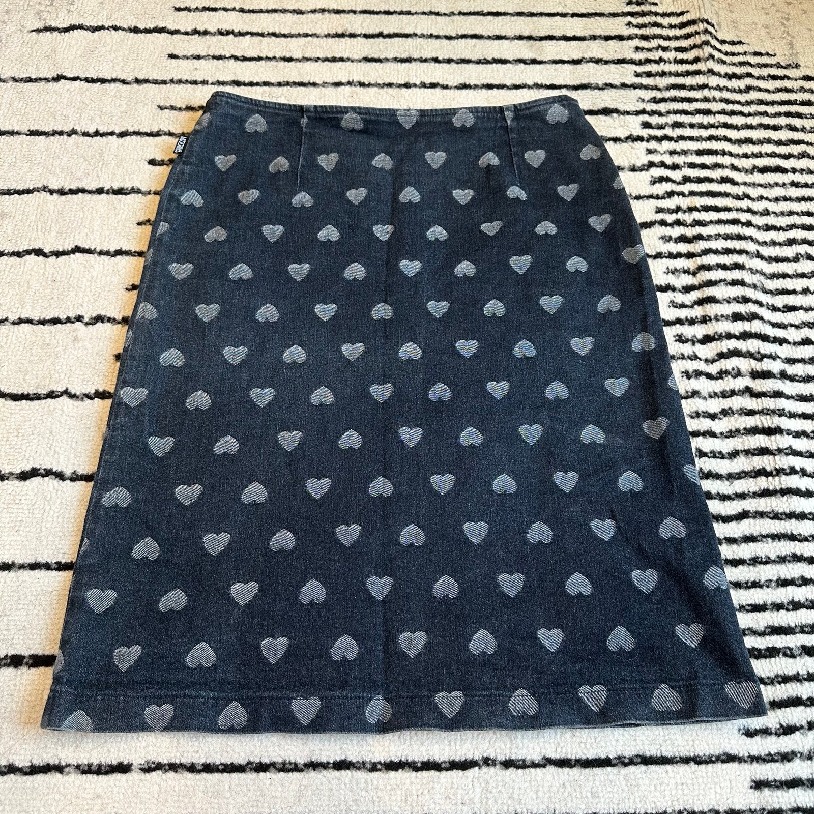 Moschino Jeans Vintage Hearts Pattern Denim Skirt Women’s Size US 8