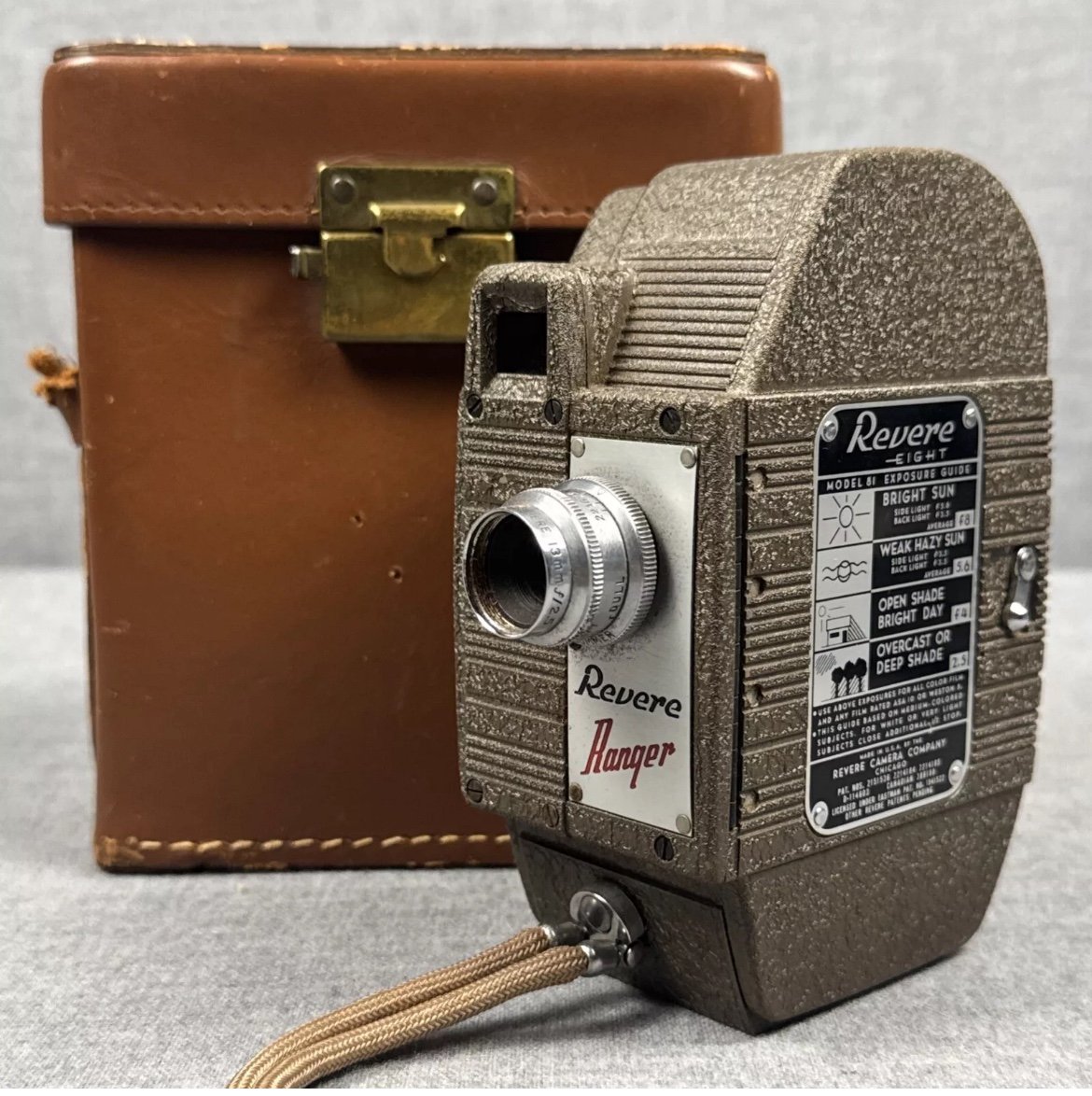 REVERE RANGER #81 8mm Movie Camera w/SOMCO-REVERE CINE 13mm f2.5 LENS & Case