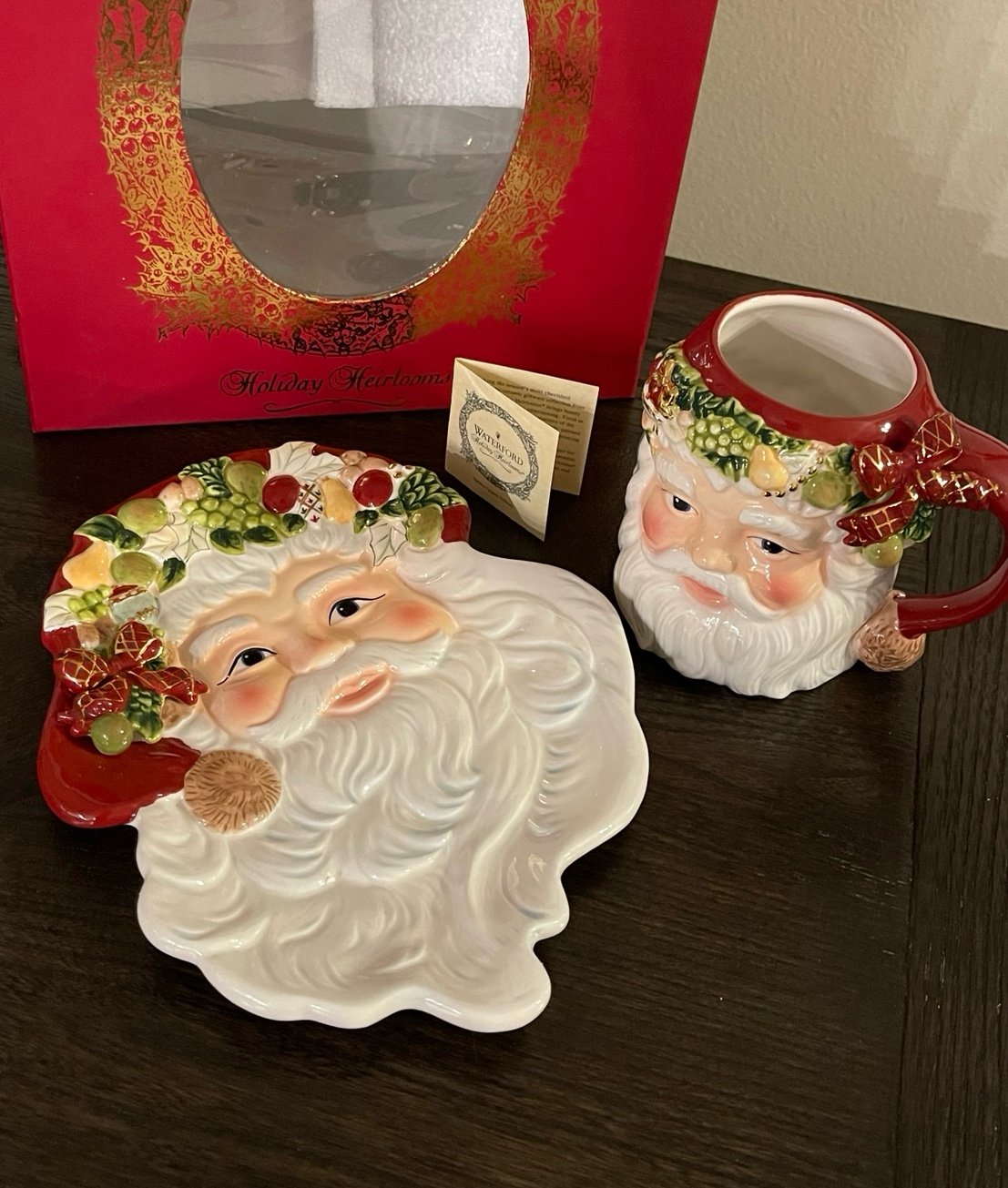 2004 Waterford Holiday Heirlooms Ceramic St. Nicholas Plate & Mug w/Original Box