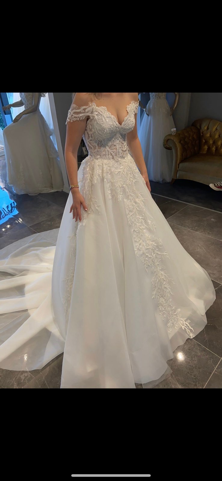 wedding dress