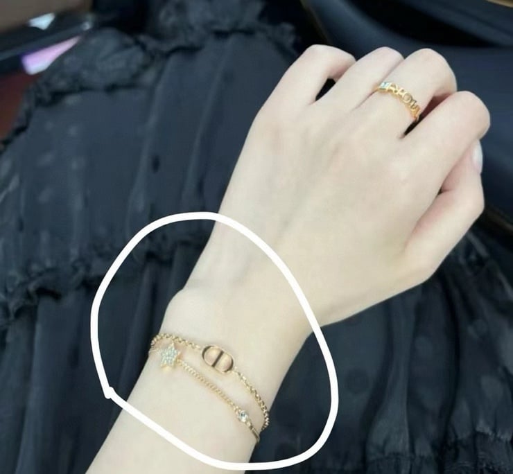 Bracelet