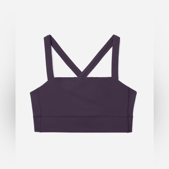 Everlane The Perform Cropped Top in Eggplant NWT Size Medium SOLD OUT ONLINE