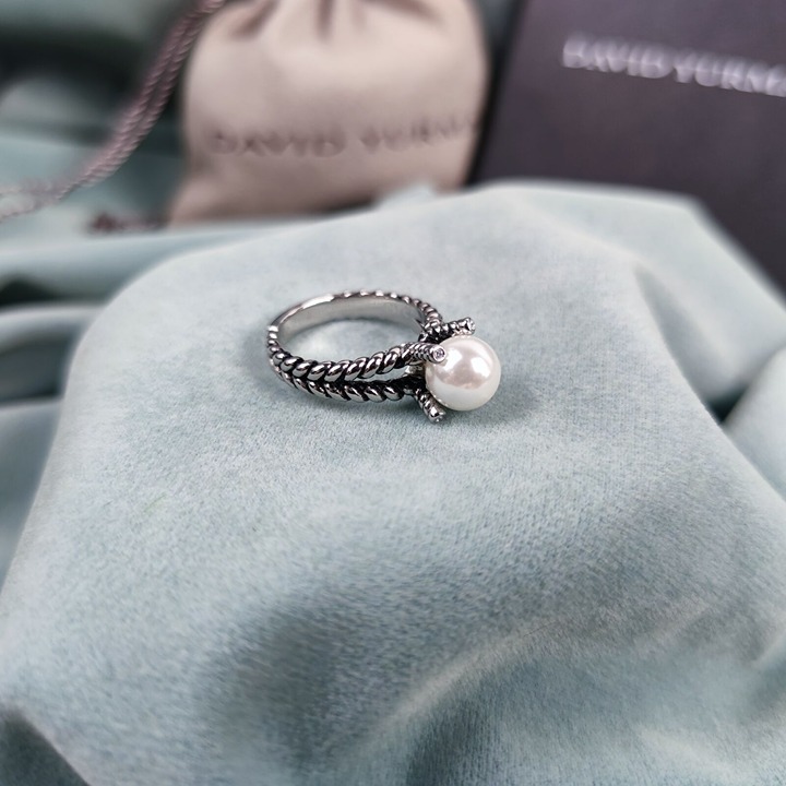 Pearl Ring