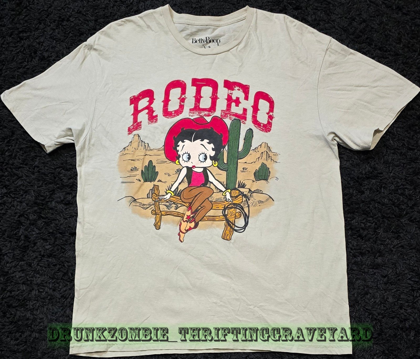 Betty Boop Graphic Tee Rodeo Cowboy Boots Front And Back Beige Size Large