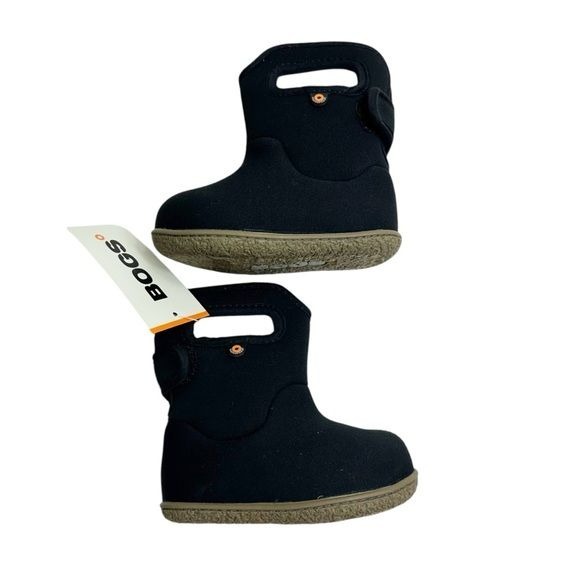 New! Bogs black winter boots