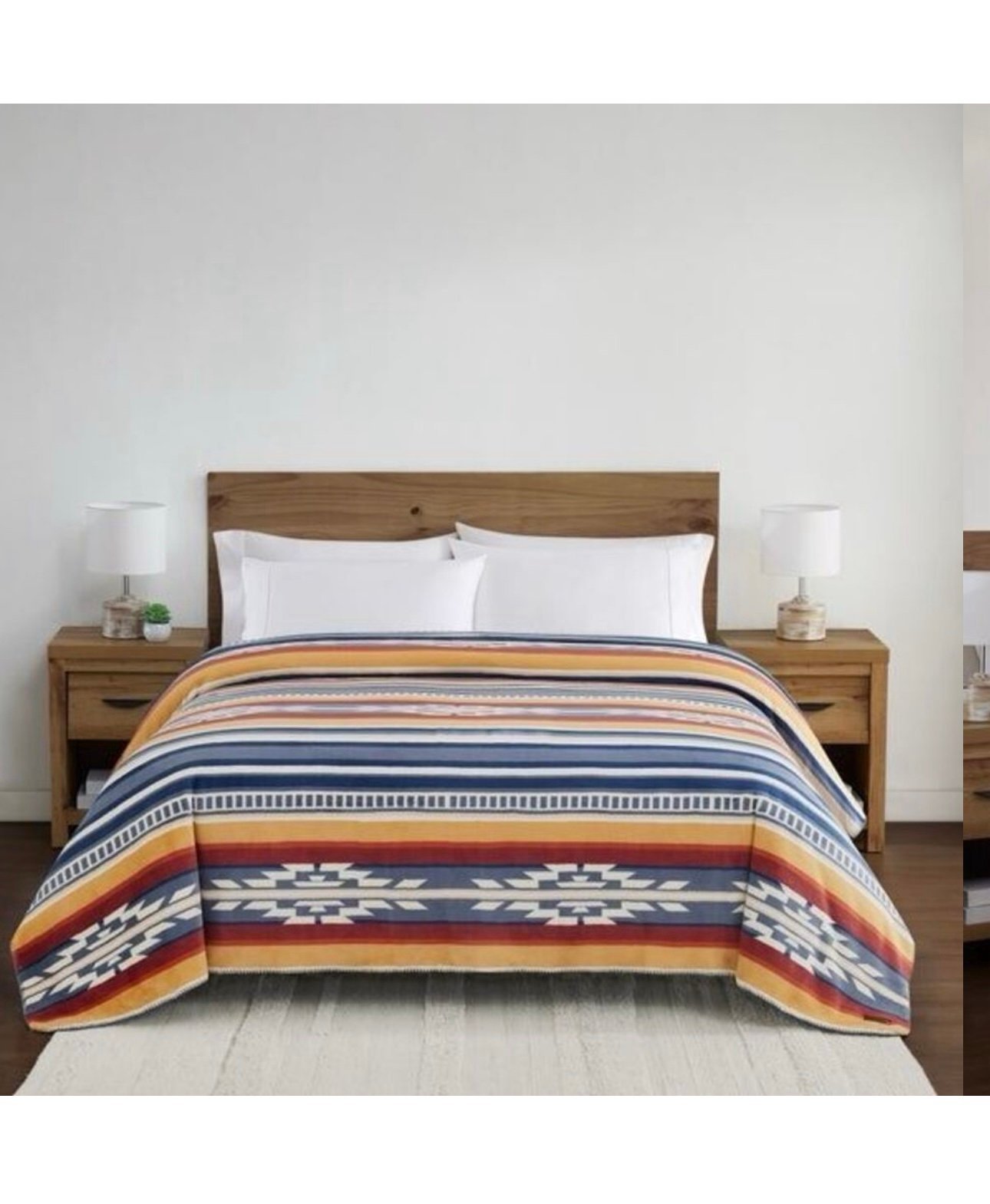 Pendleton Queen Size Plush Blanket ( Saltillo Strip)