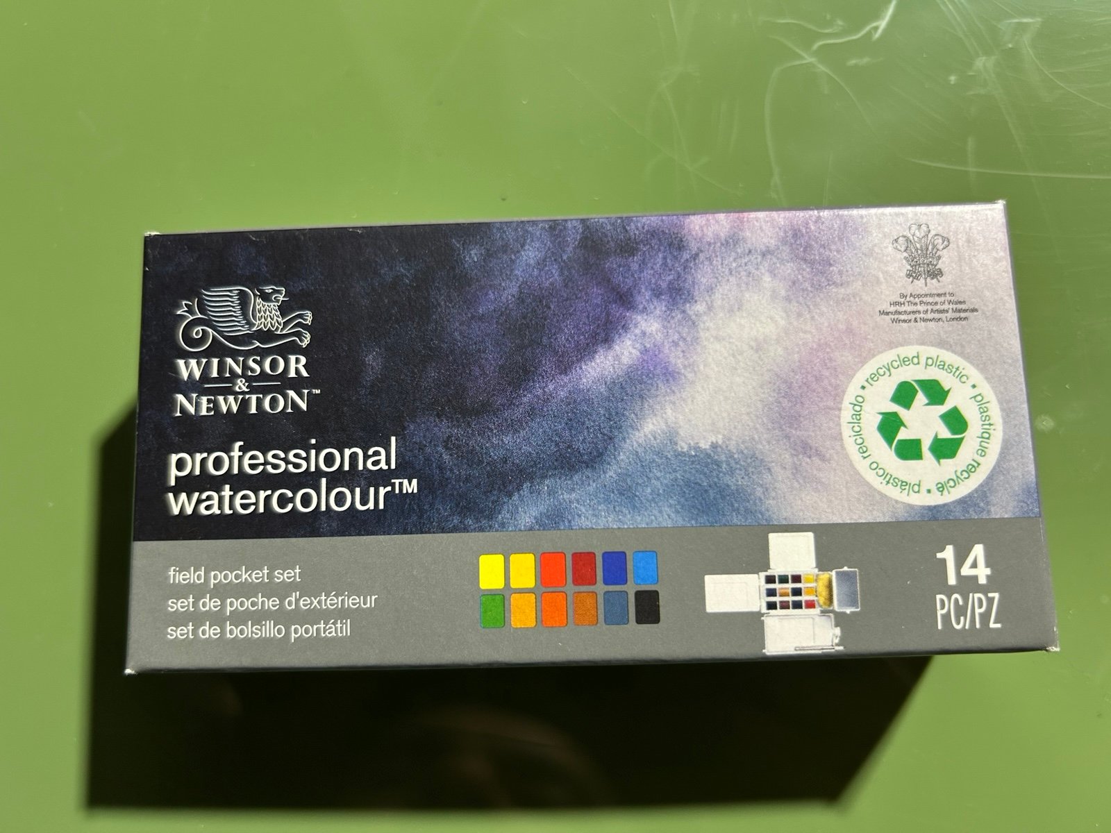 Winsor and Newton professional watercolor field pocket set