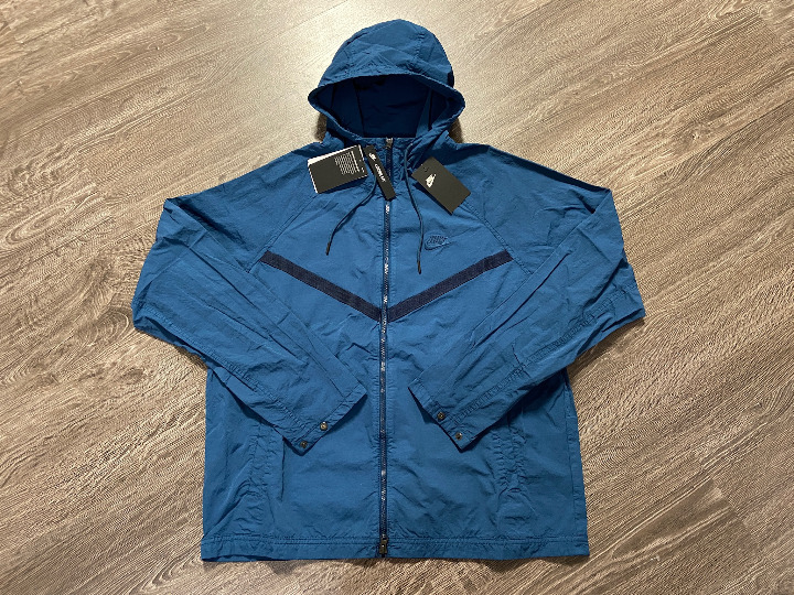 Nike Windrunner Jacket Full Zip Hooded Loose Fit Mens Size M 200 CJ4299-432