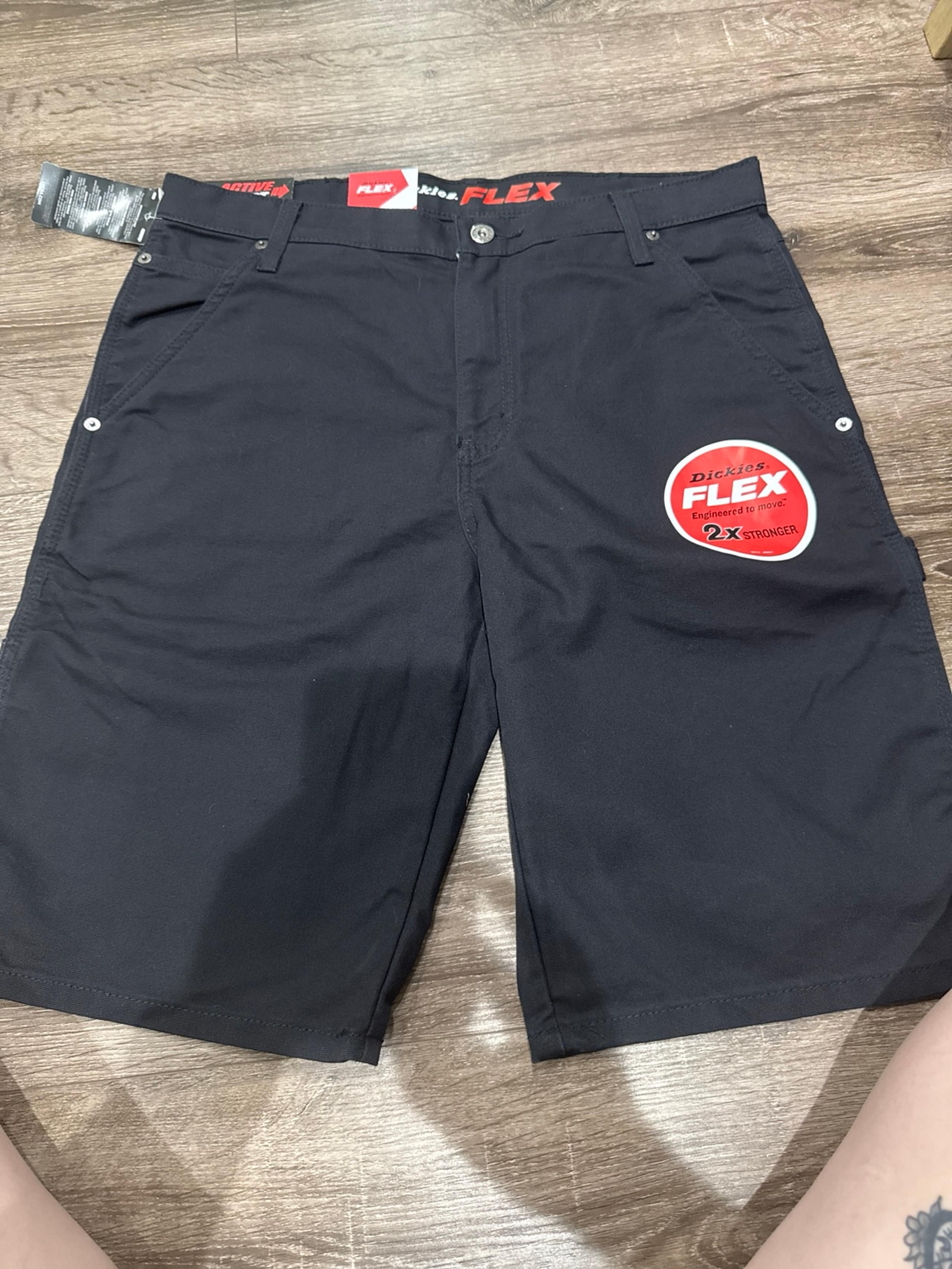 Men’s Dickies Flex shorts