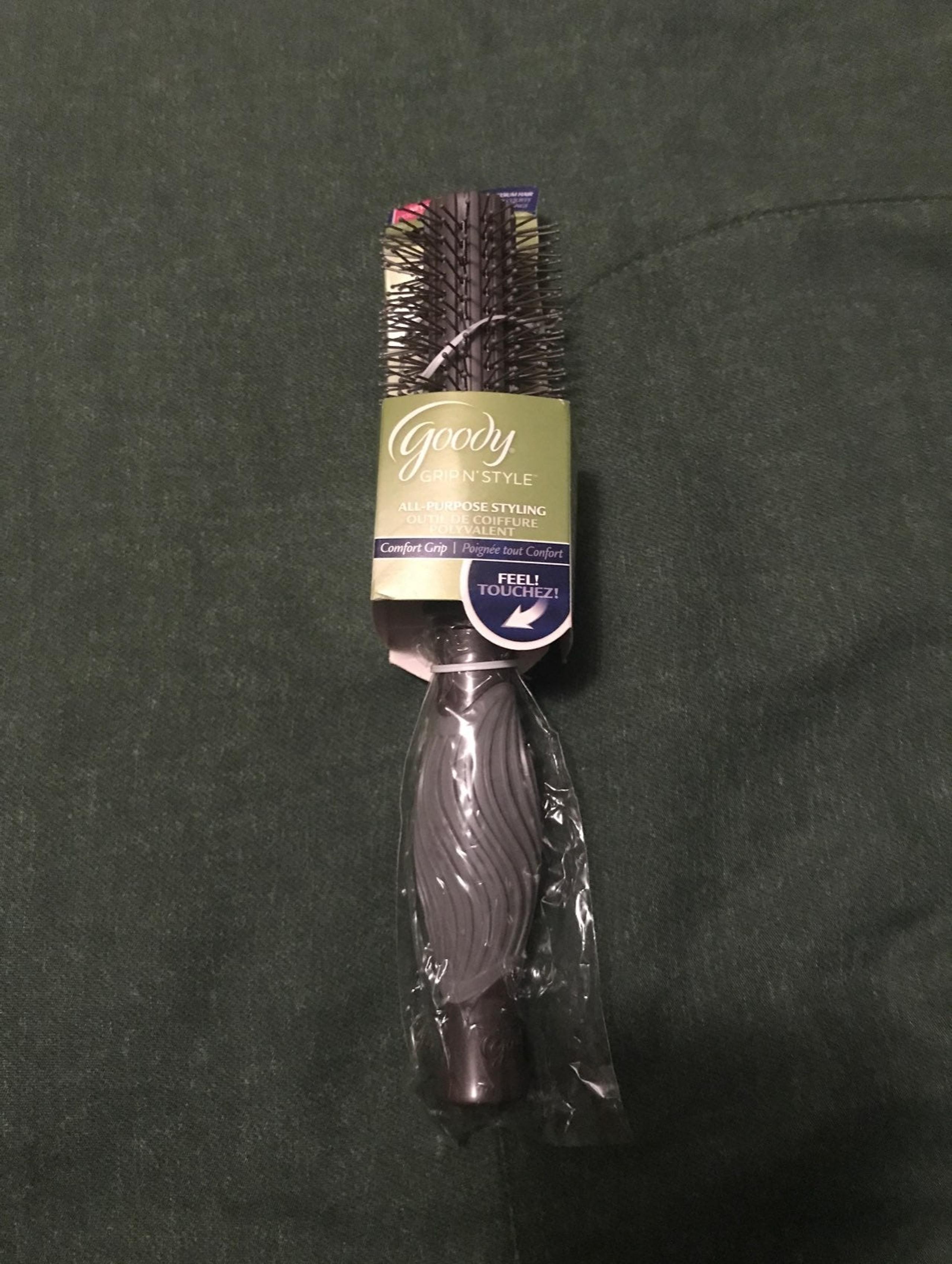 Goody Grip N' Style Round Hair Brush