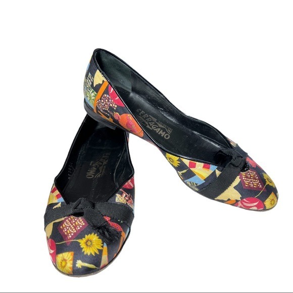 RARE IOB Salvatore Ferragamo Black STAMPA 1cm Graphic Flats Fiera Scarf 7.5B