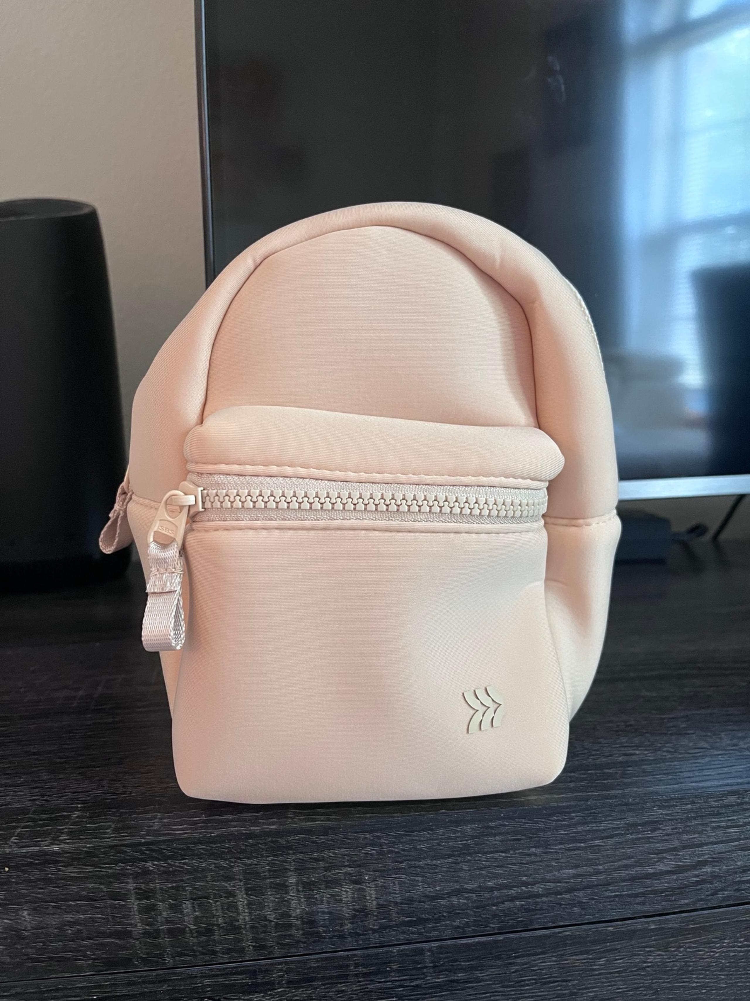 Target mini backpack cream- All In Motion