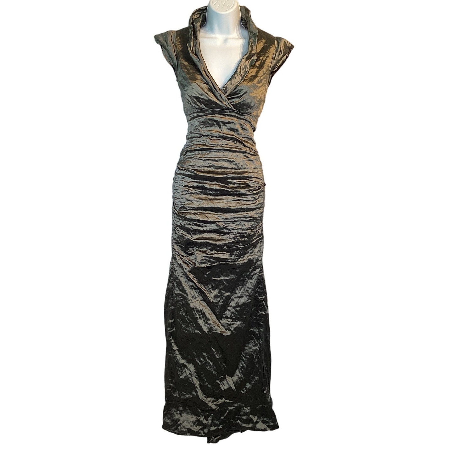 Nicole Miller Metallic Taffeta Crinkle Stretch Mermaid V-Neck Gown Green 2
