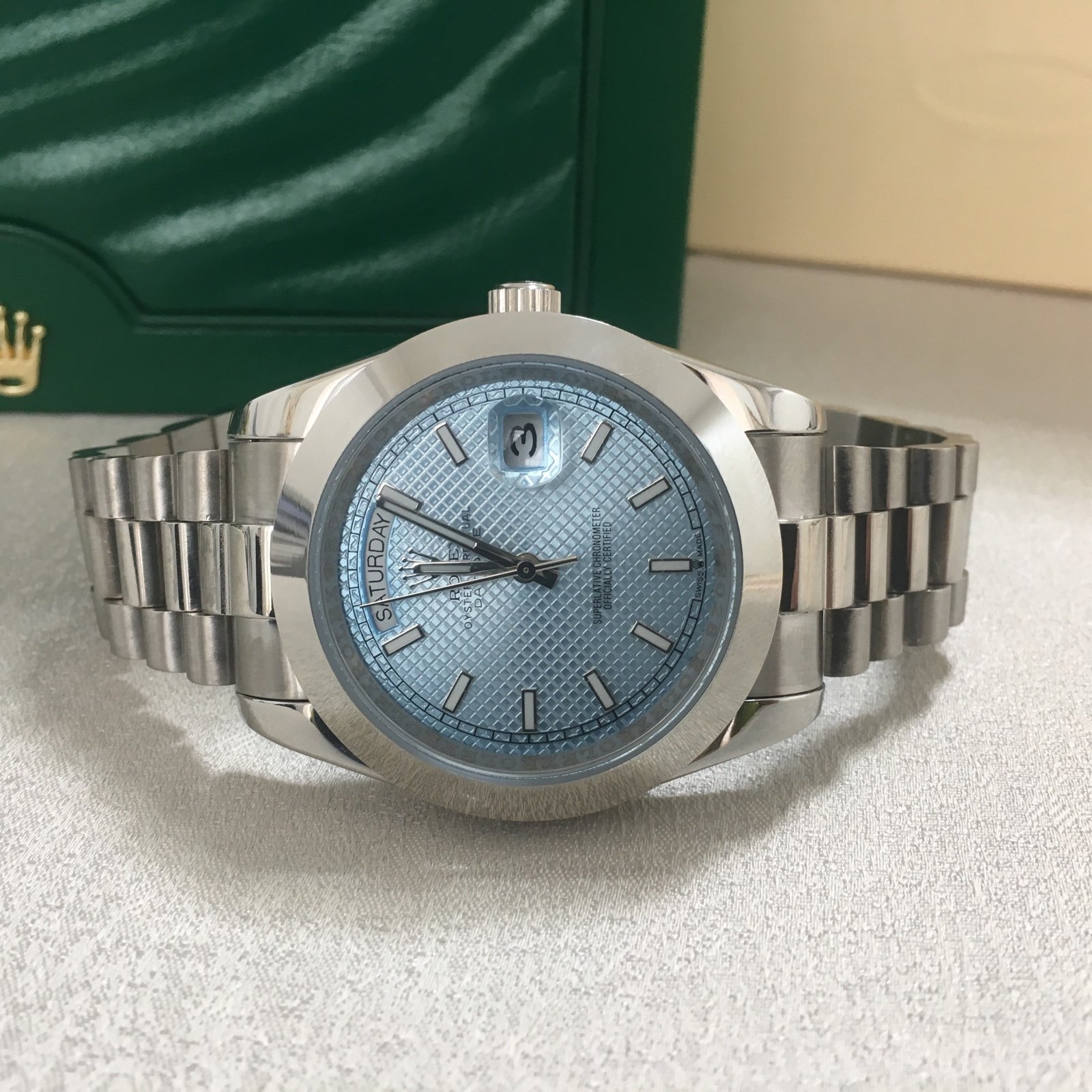 Men's watch