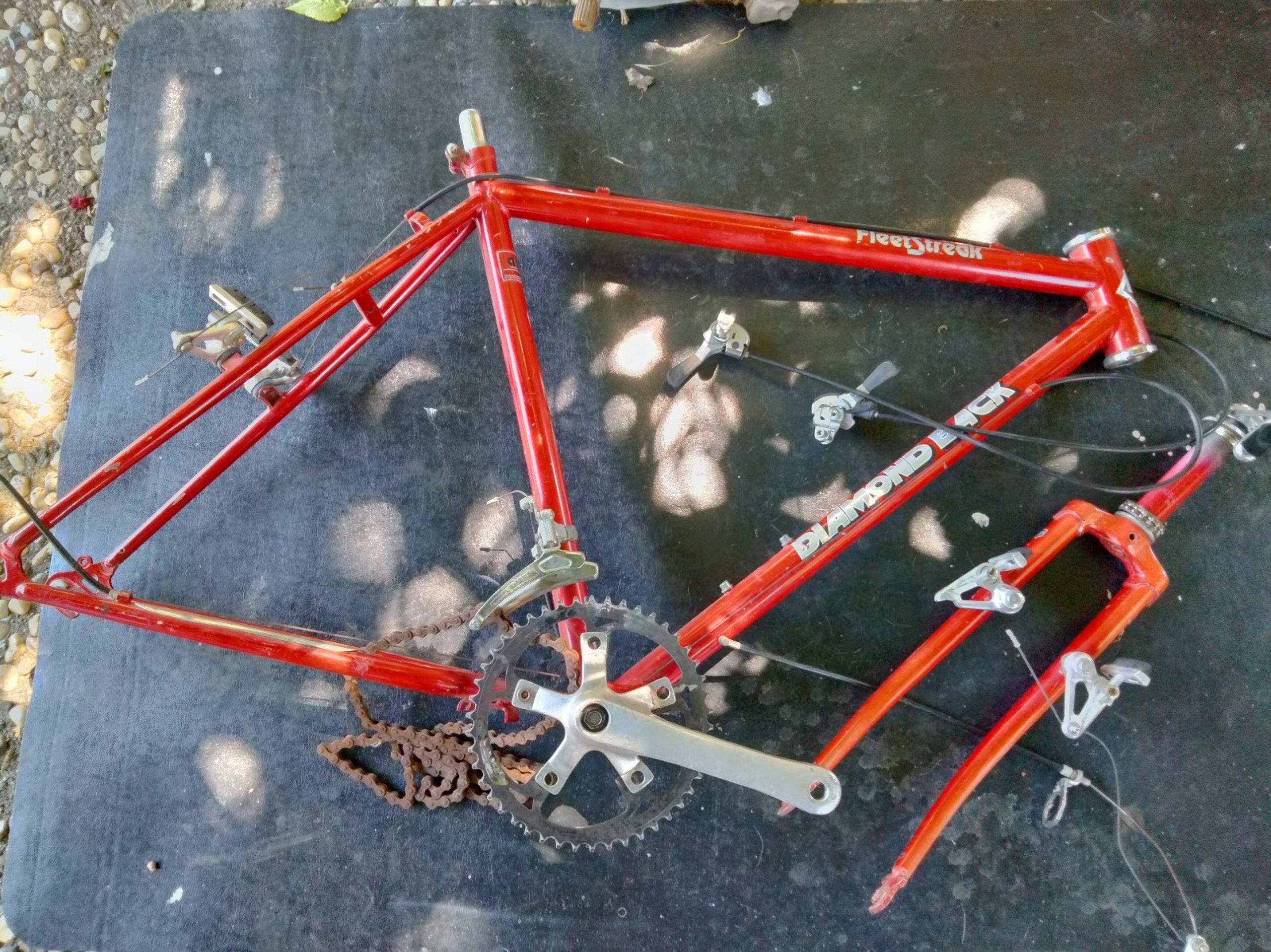 1984 diamond back Fleet Streak vintage MTN bike frame with fork