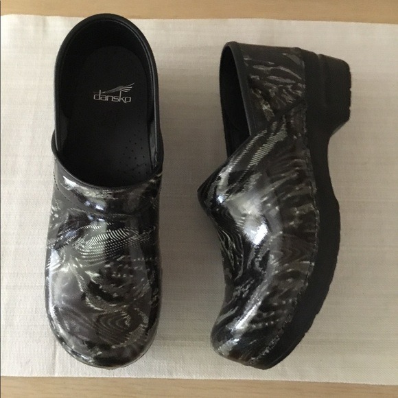 Dansko Patent Whirl Slip Resistent Clogs