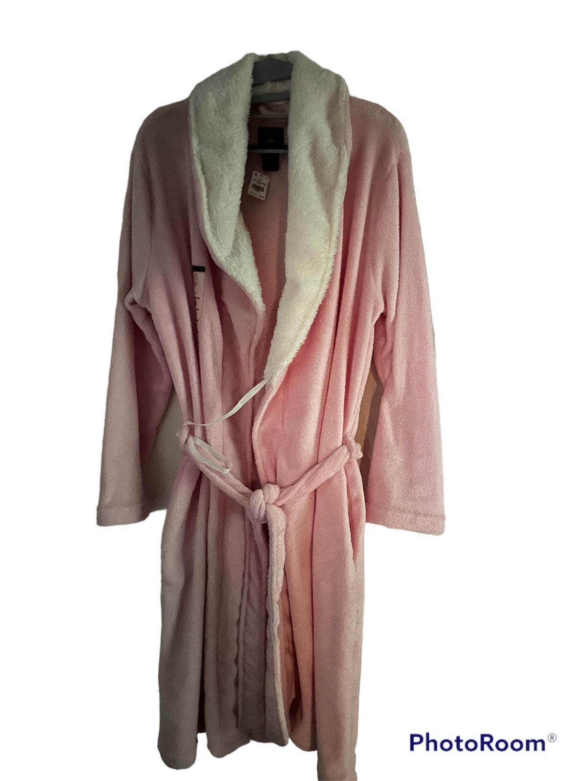 Laura Ashley, pink robe medium size very cozy, and cuddlyNWT