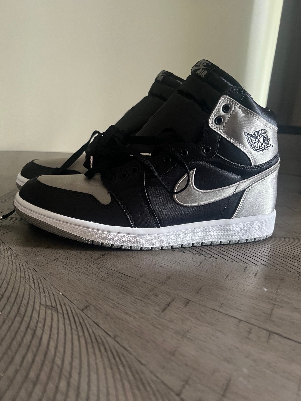Jordan retro 1 Satin Shadows