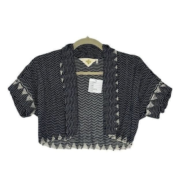 Anthropologie Blue and White Crochet Cropped Sweater | Size S/M