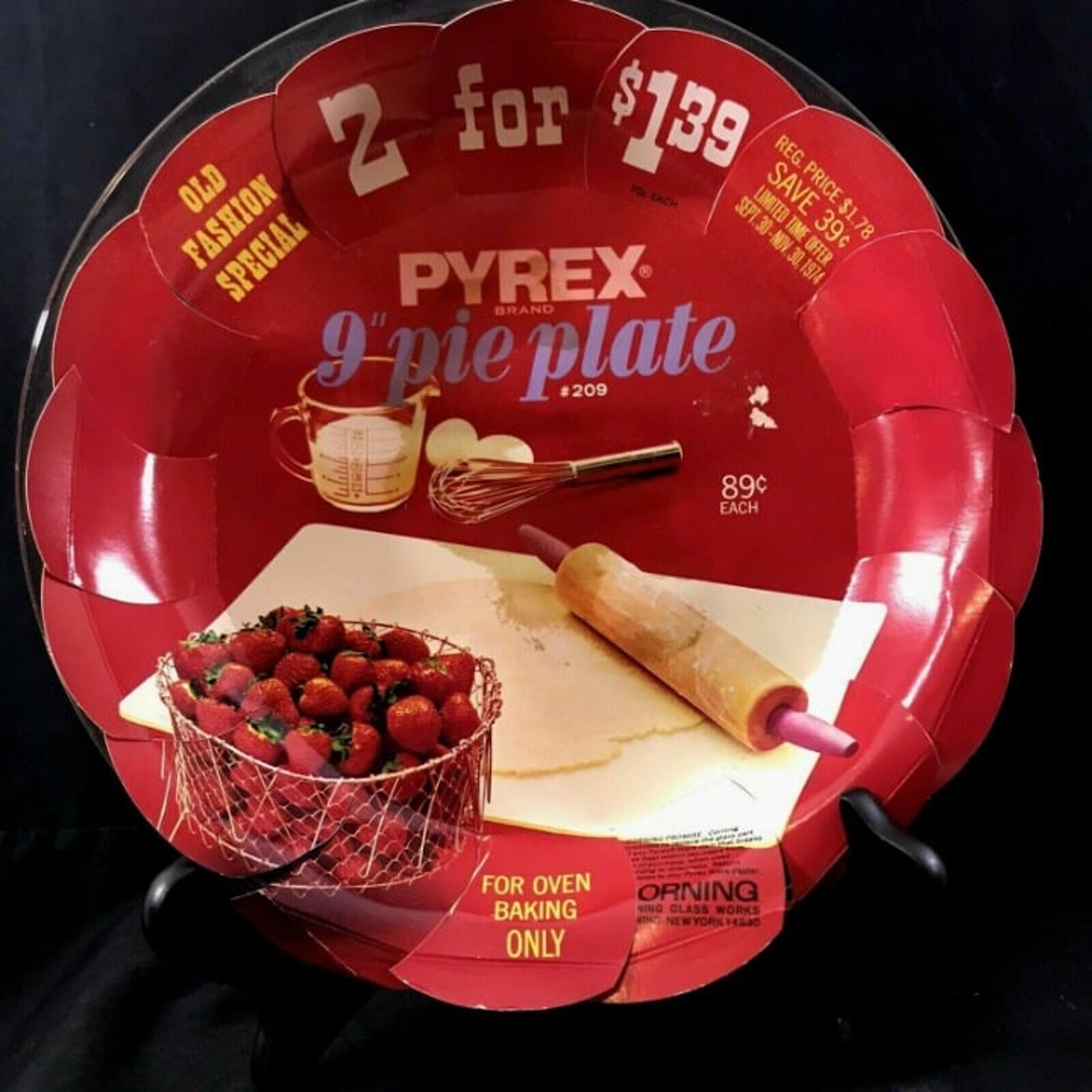 Pyrex 9" Pie Plate #209 With Original Ad