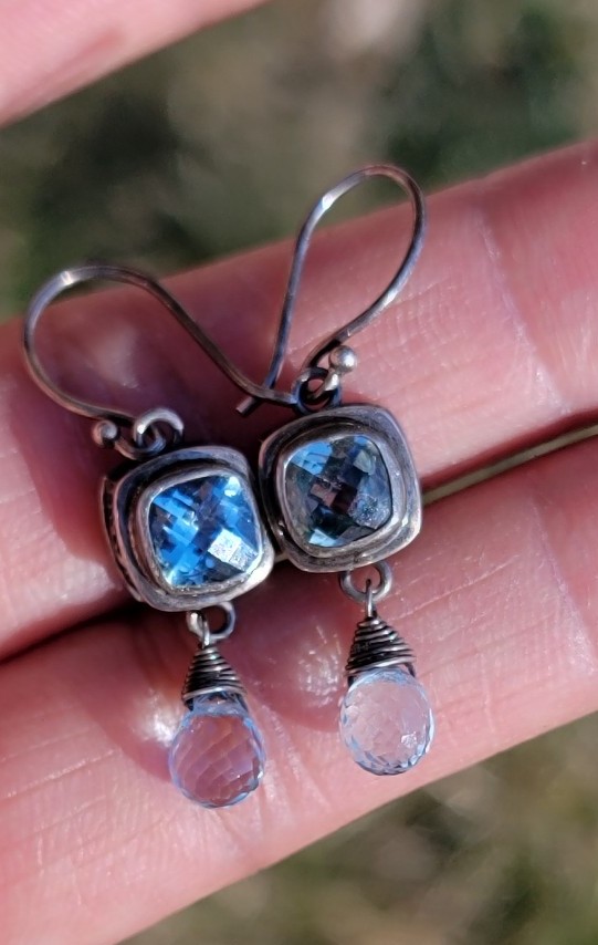 Sara Blaine designer 925 sterling sliver Rhapsody blue topaz earrings