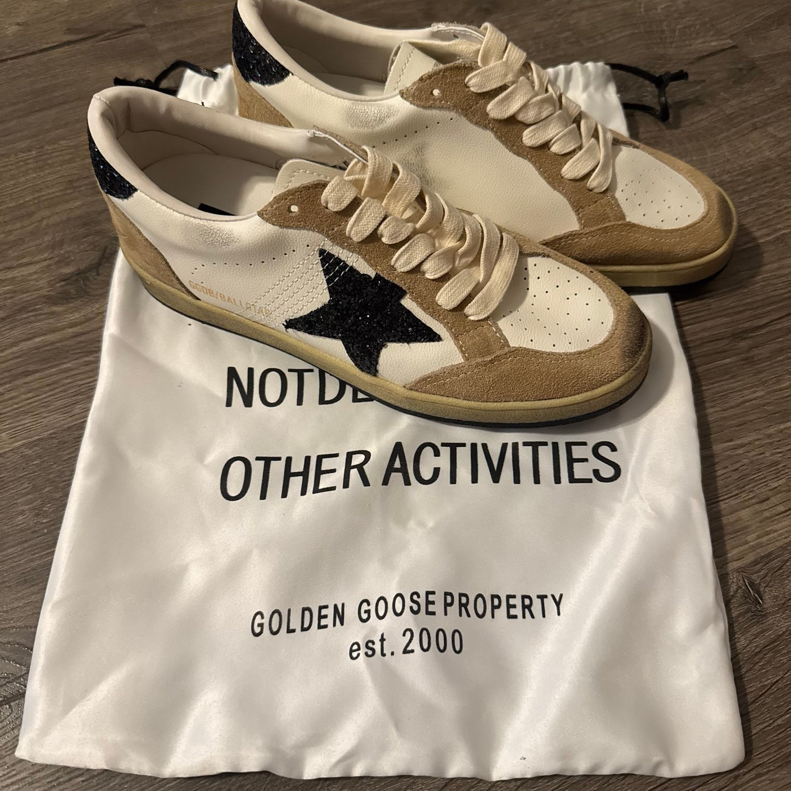 Golden Goose Sneakers Size 8.5-9