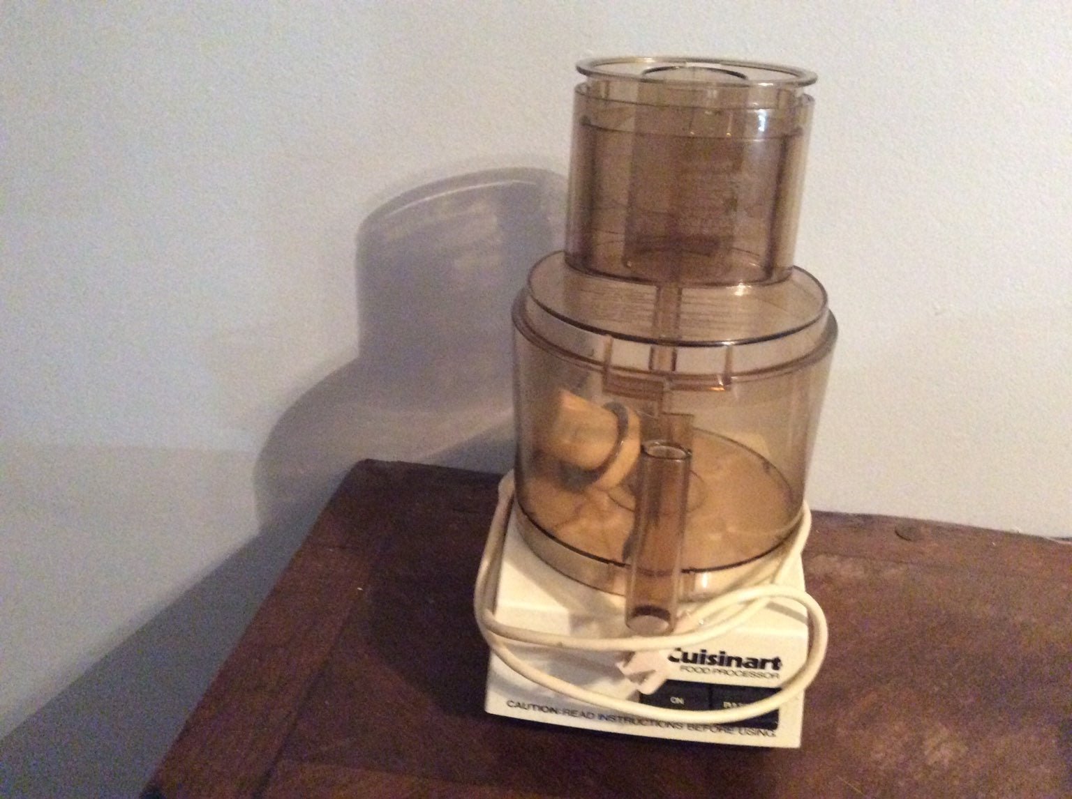 Cuisinart food processor. Model DLC 844