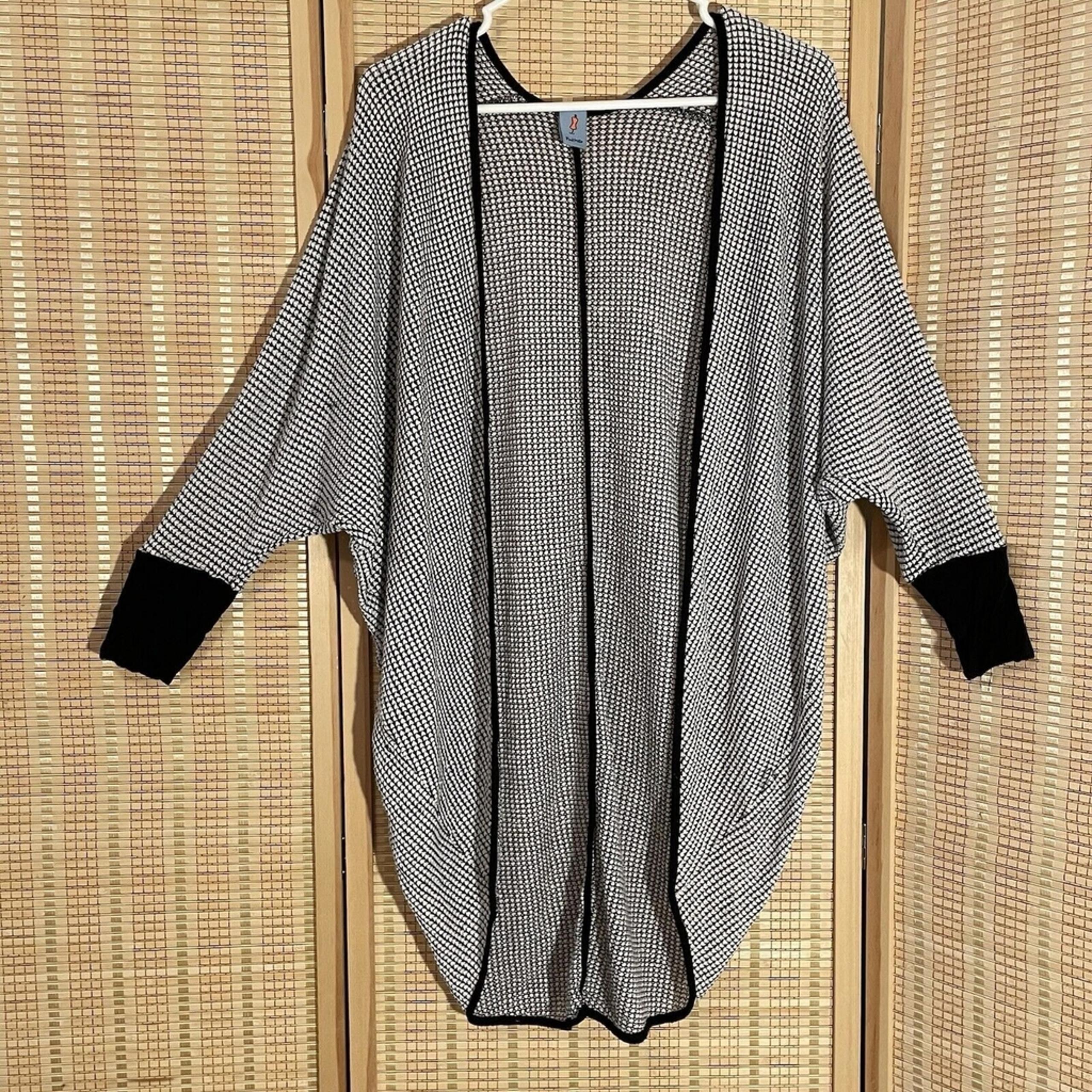 Pink Melo Womens Black and White Knit Cardigan Open Front Sweater Office Casual