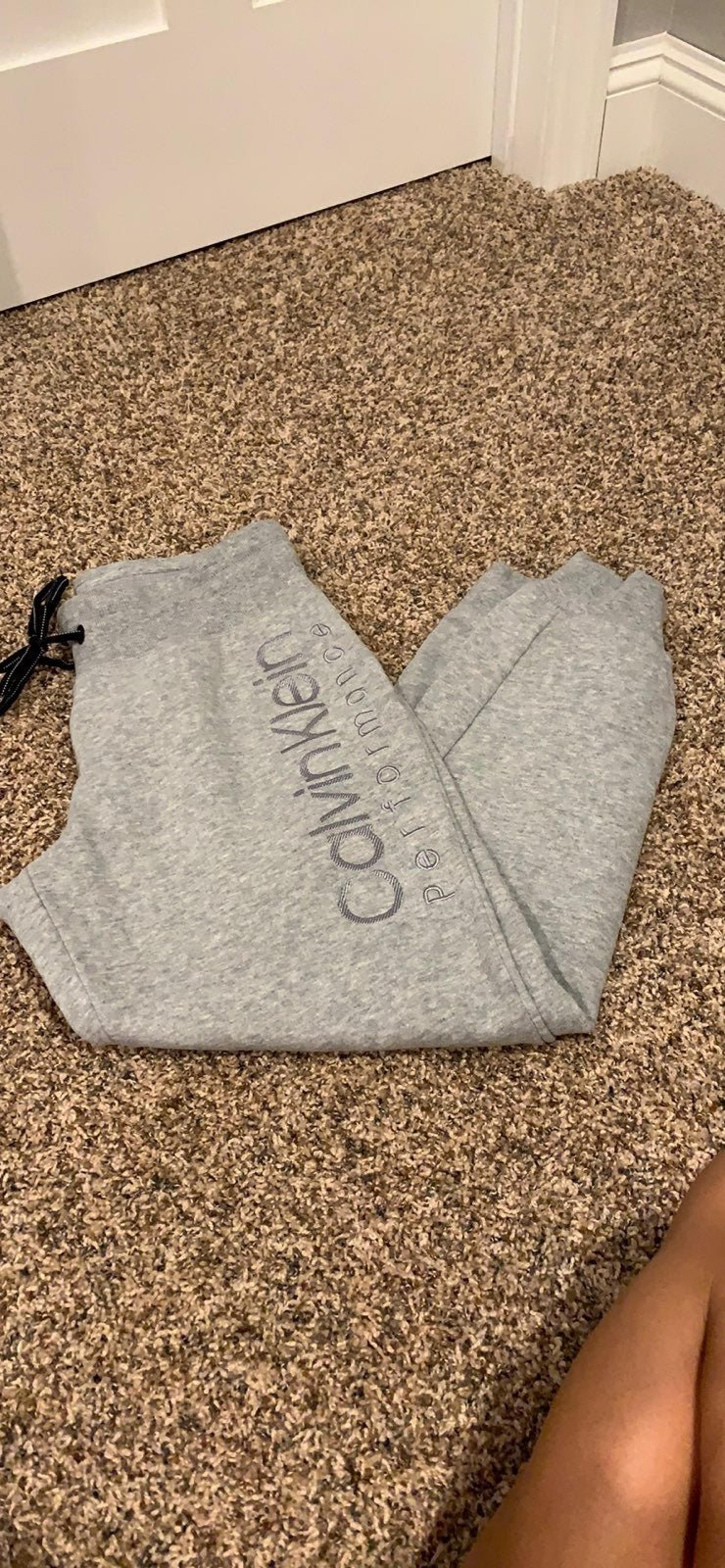 NWOT Calvin Klein sweatpants
