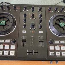 Traktor Kontrol S2
